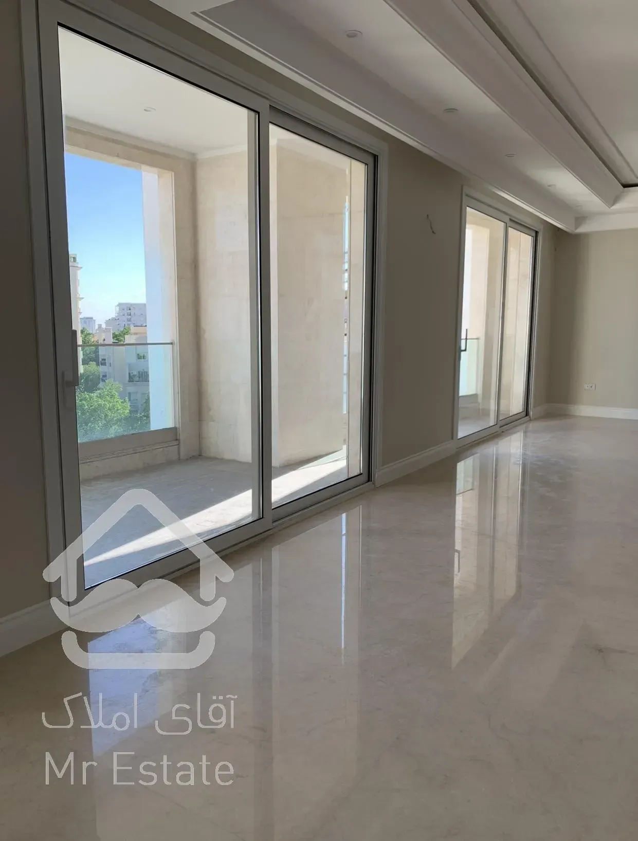 280متر آپارتمان مدرن در فرمانیه