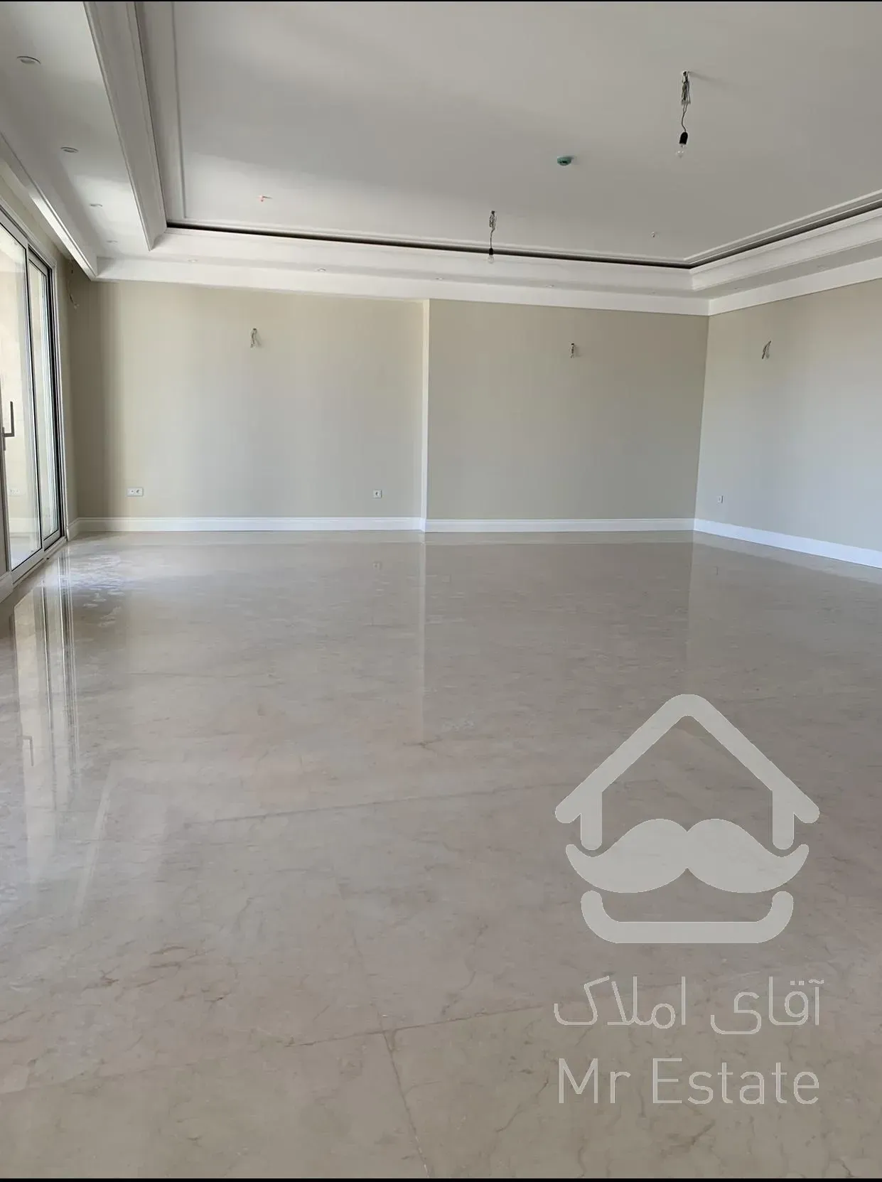 280متر آپارتمان مدرن در فرمانیه