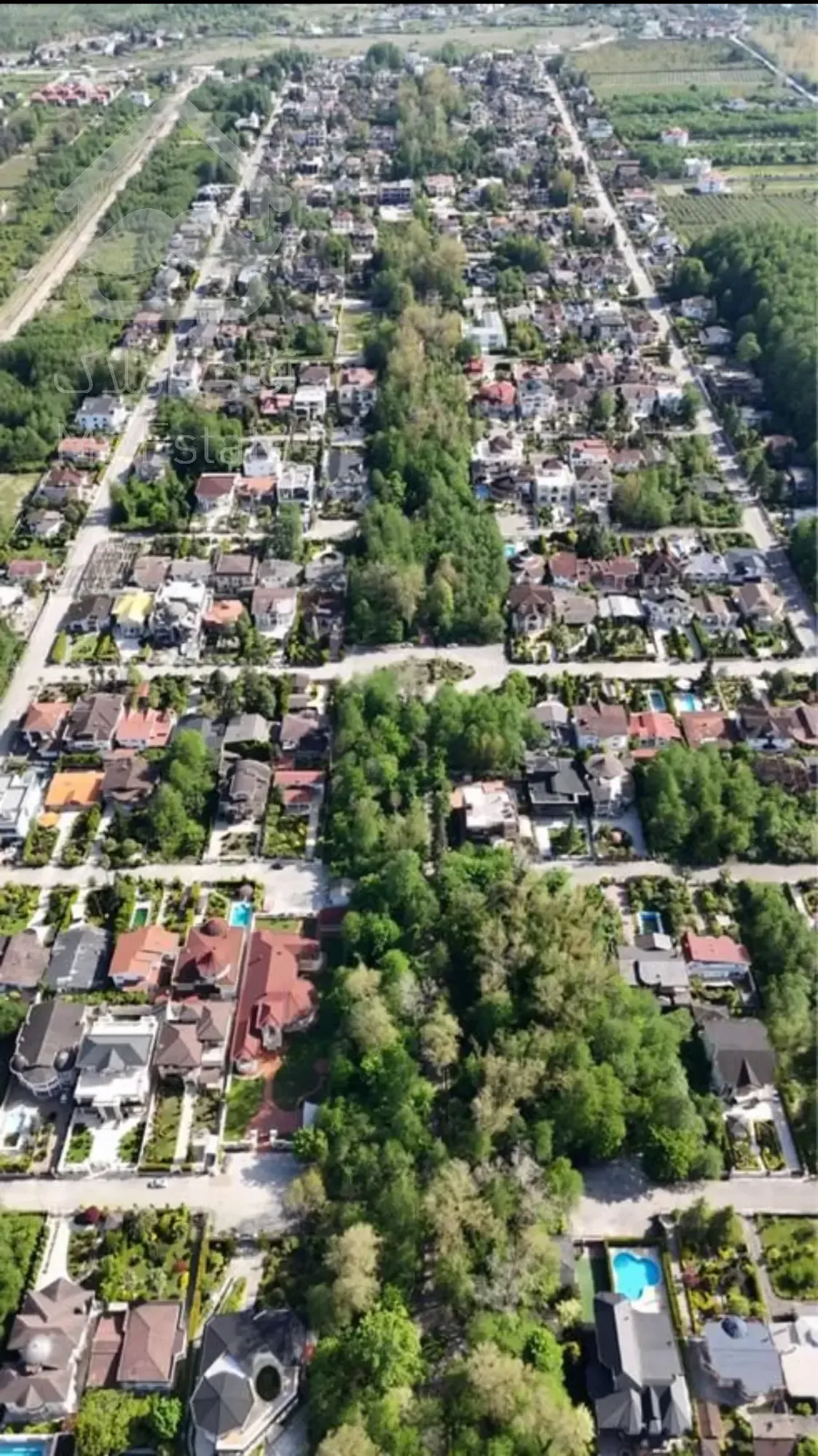 فروش ويژه زمين ١٢٨٠متري درشهرك برندكلارآبادمازندران