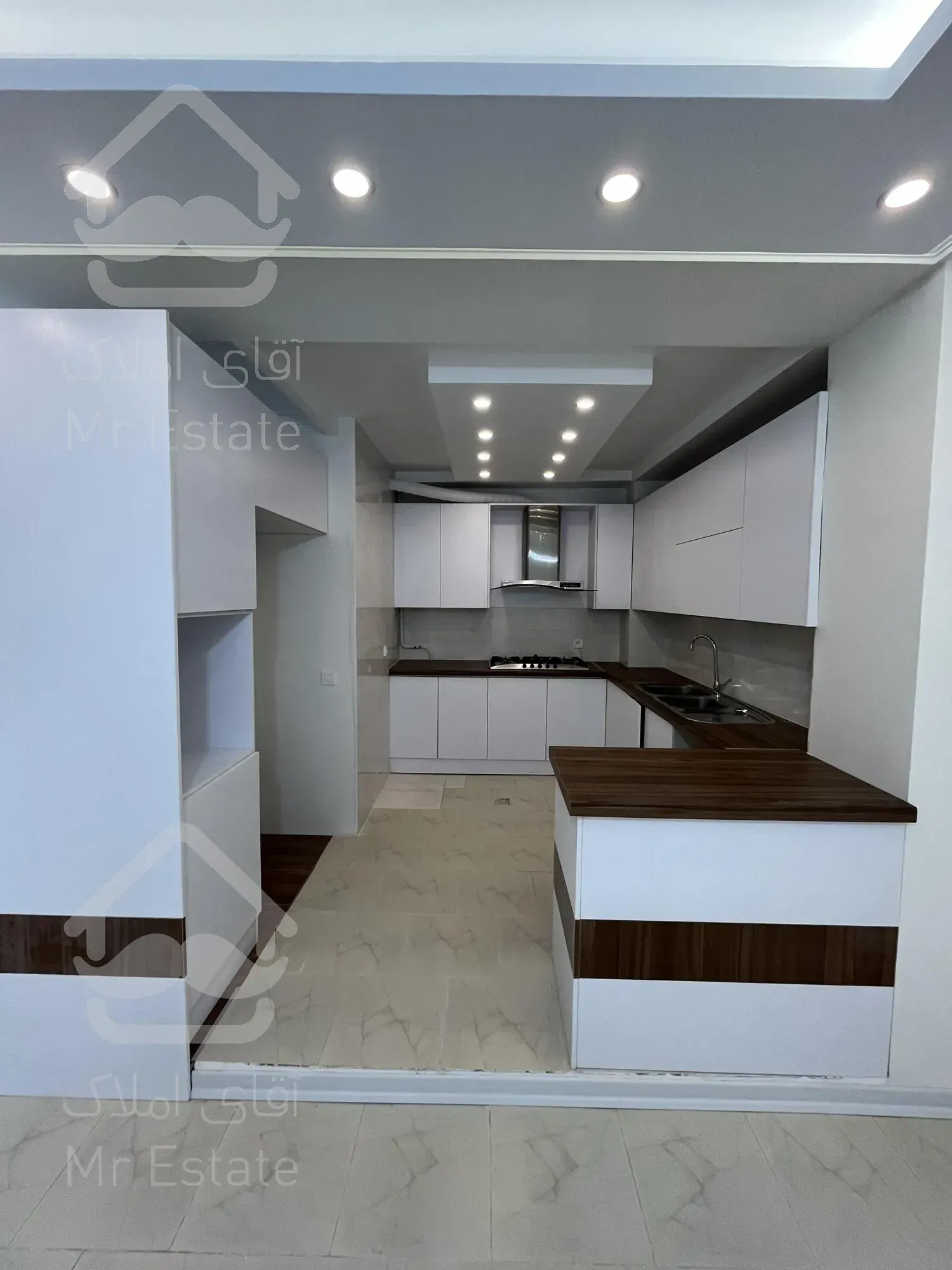 واحد۵۵متری مهرشهر زنبق