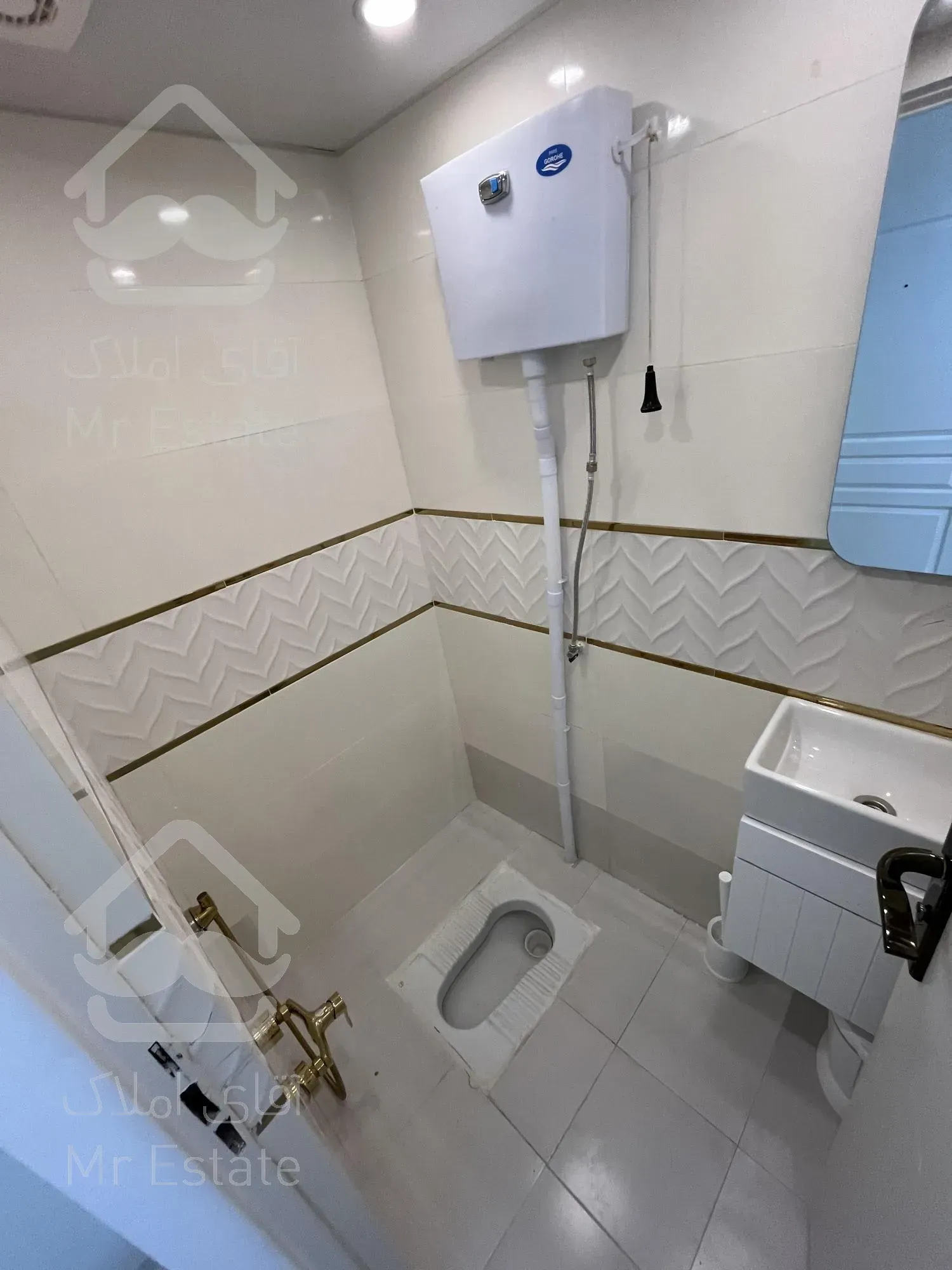 واحد۵۵متری مهرشهر زنبق