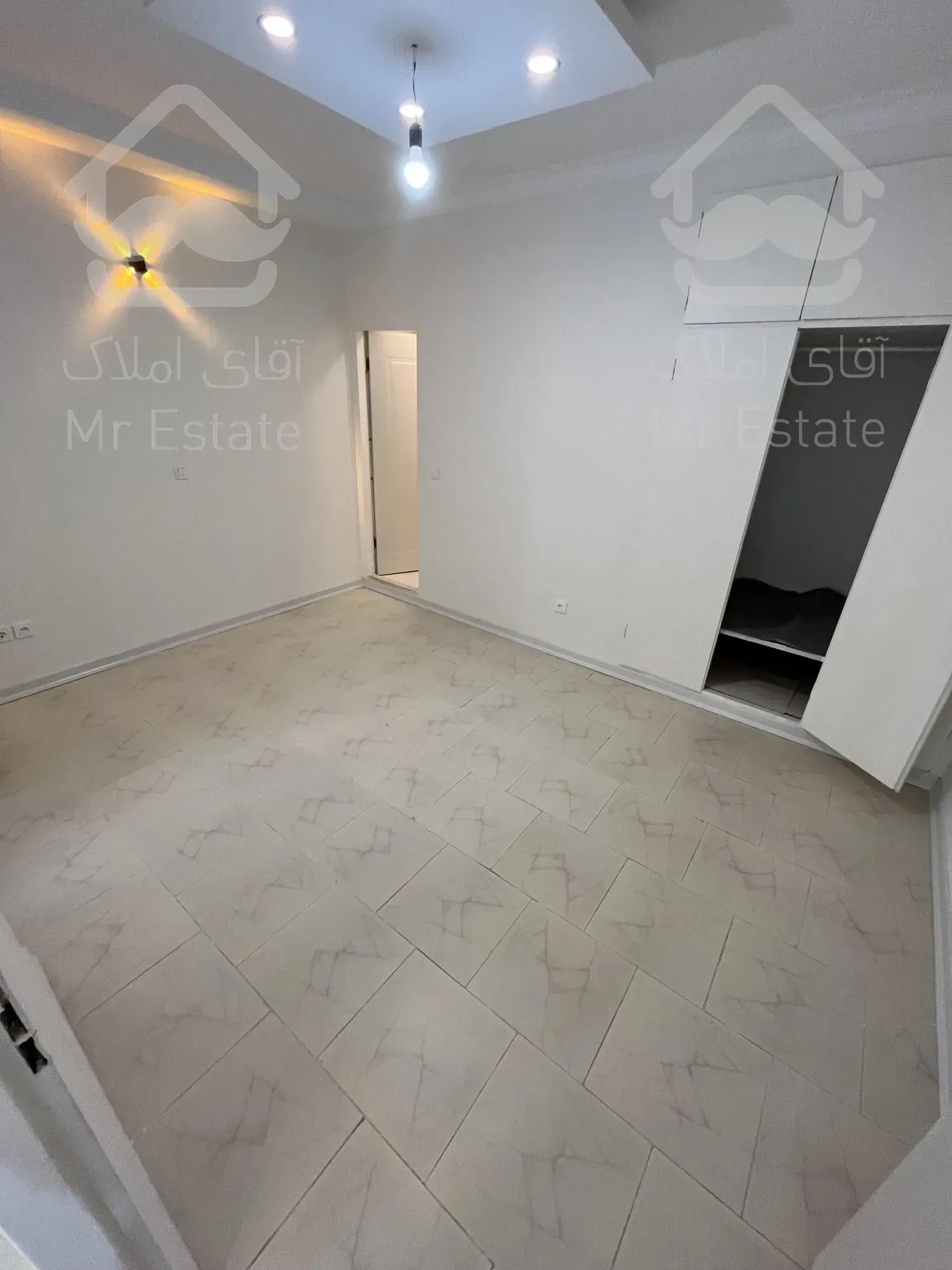 واحد۵۵متری مهرشهر زنبق