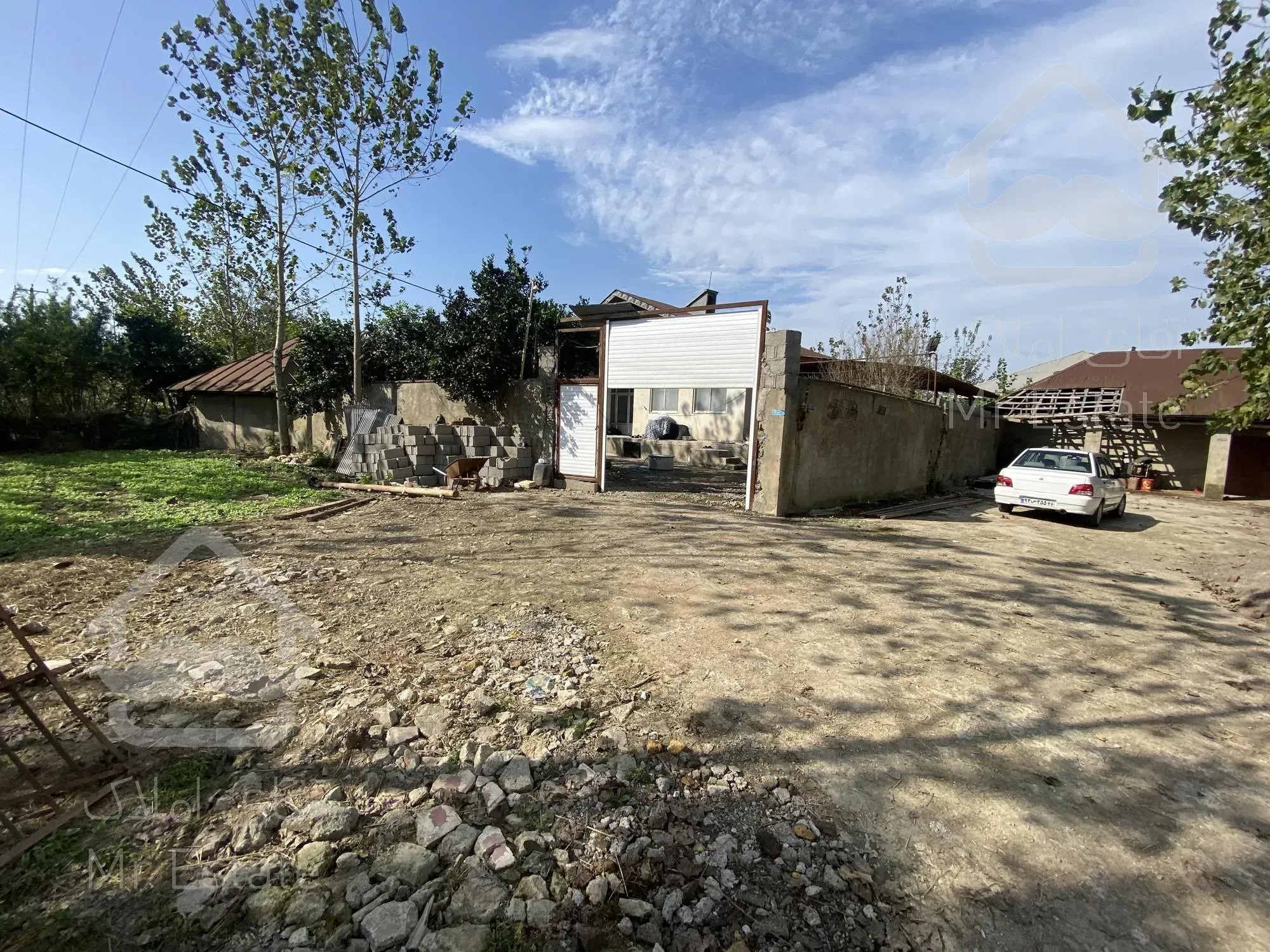 فروش ۲ هزار متر خانه و محوطه تک برگ سند