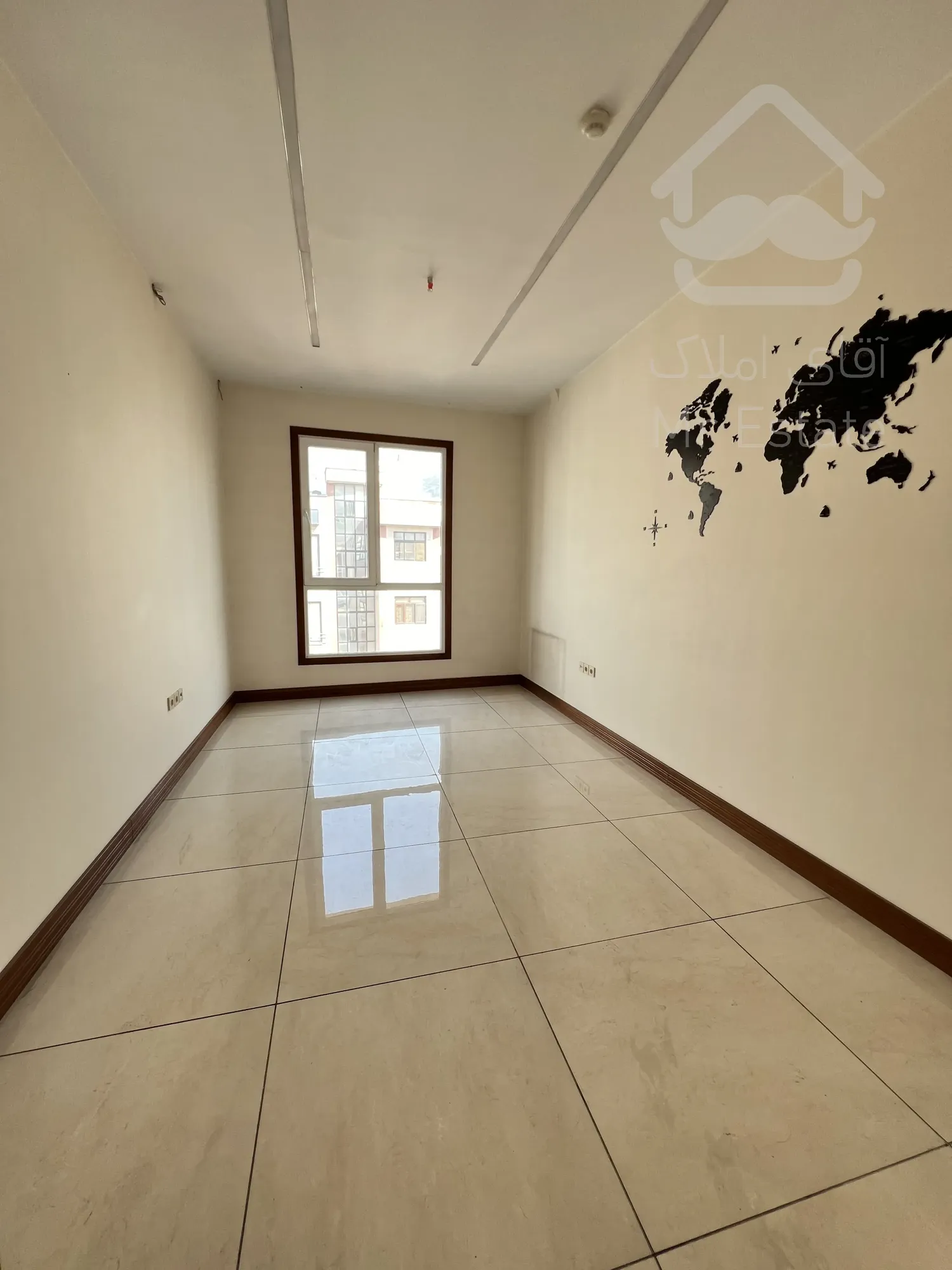 خرید موقعیت اداری/۱۸۰ متر/۳ پارکینگ/اقدسیه