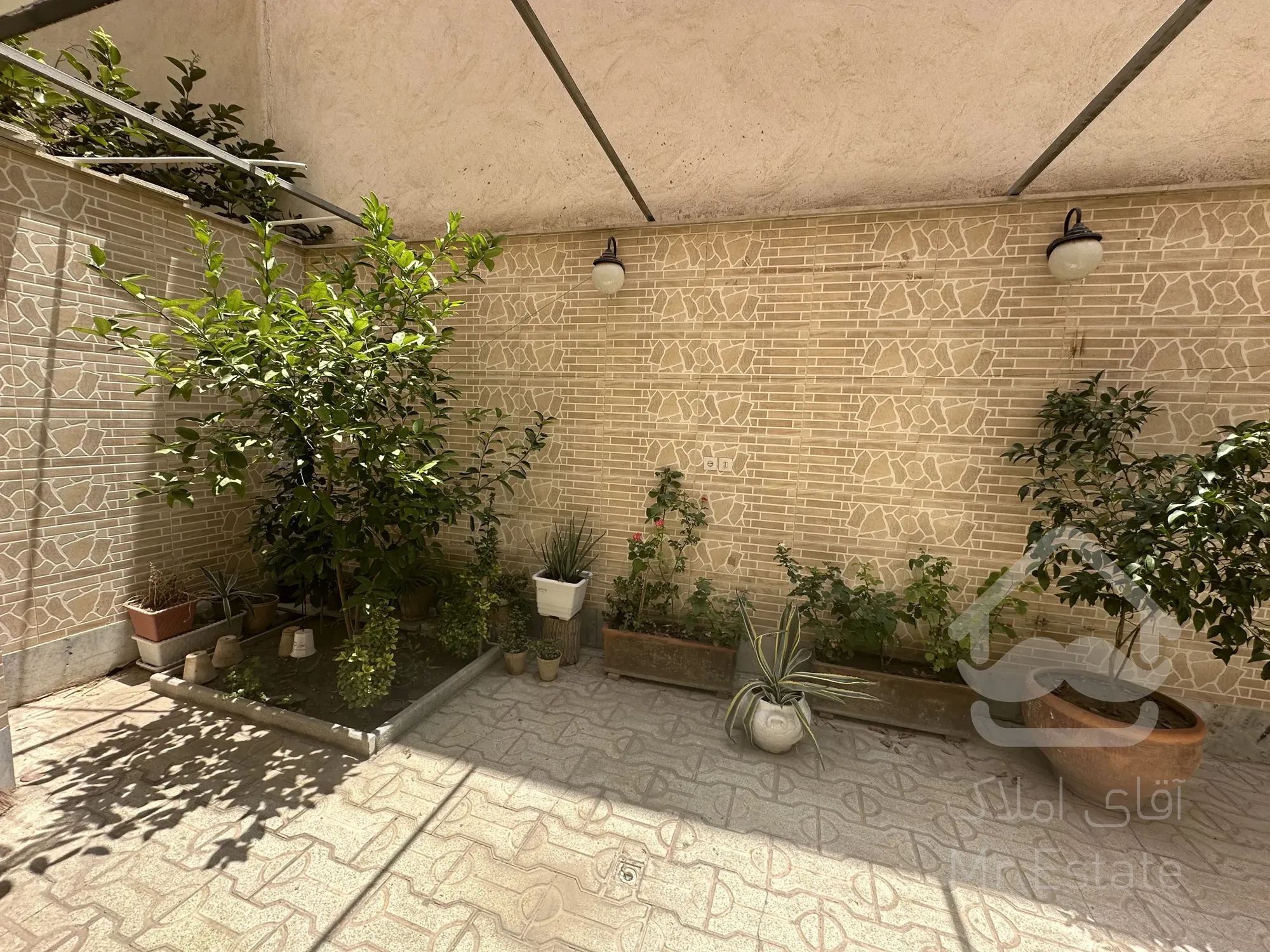 اجاره آپارتمان ۸۰ متری طبقه همکف