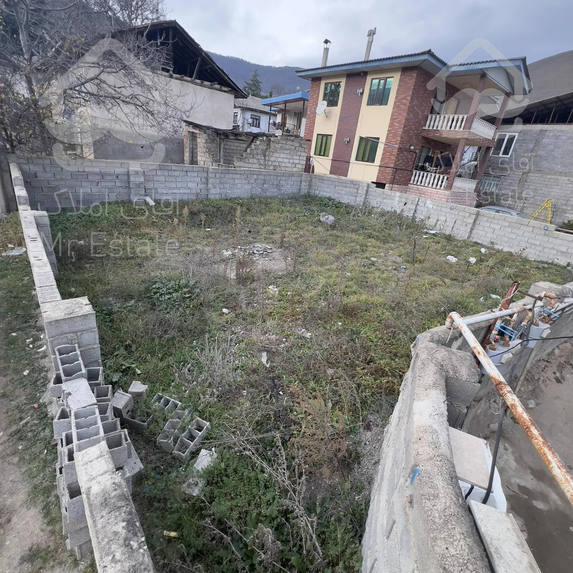 زمین کلاردشت با امکانات عالی