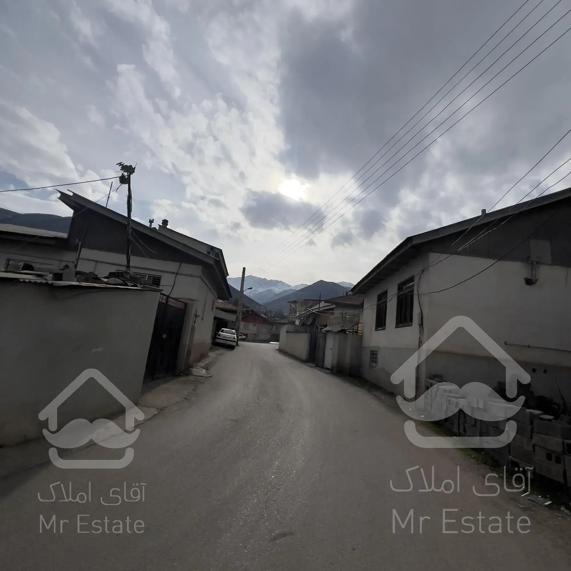 زمین کلاردشت با امکانات عالی