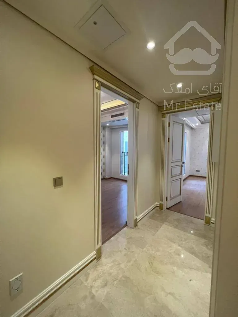 ۲۰۱ متر نیاوران/ مشاعات هتلینگ/ ۳ پارکینگ سندی