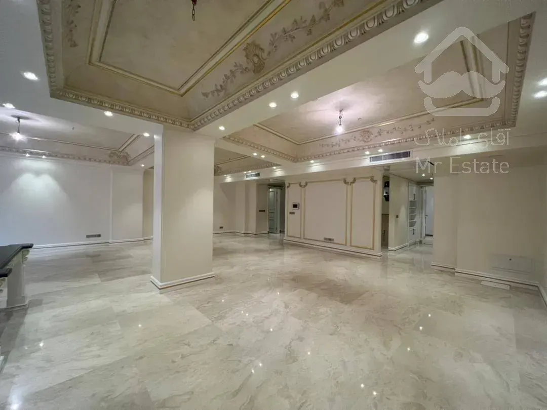 ۲۰۱ متر نیاوران/ مشاعات هتلینگ/ ۳ پارکینگ سندی