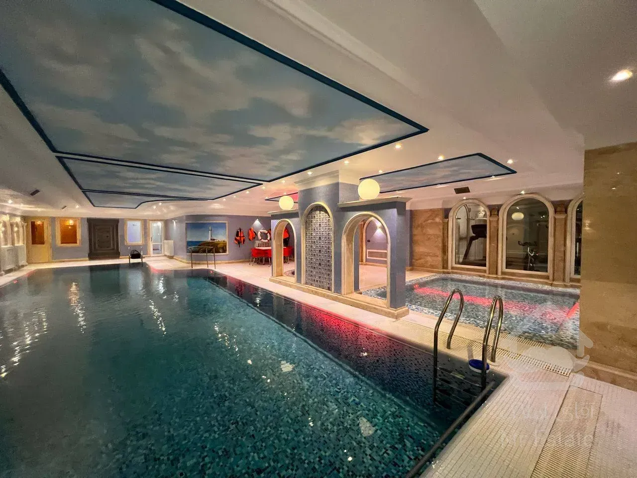 ۲۰۱ متر نیاوران/ مشاعات هتلینگ/ ۳ پارکینگ سندی