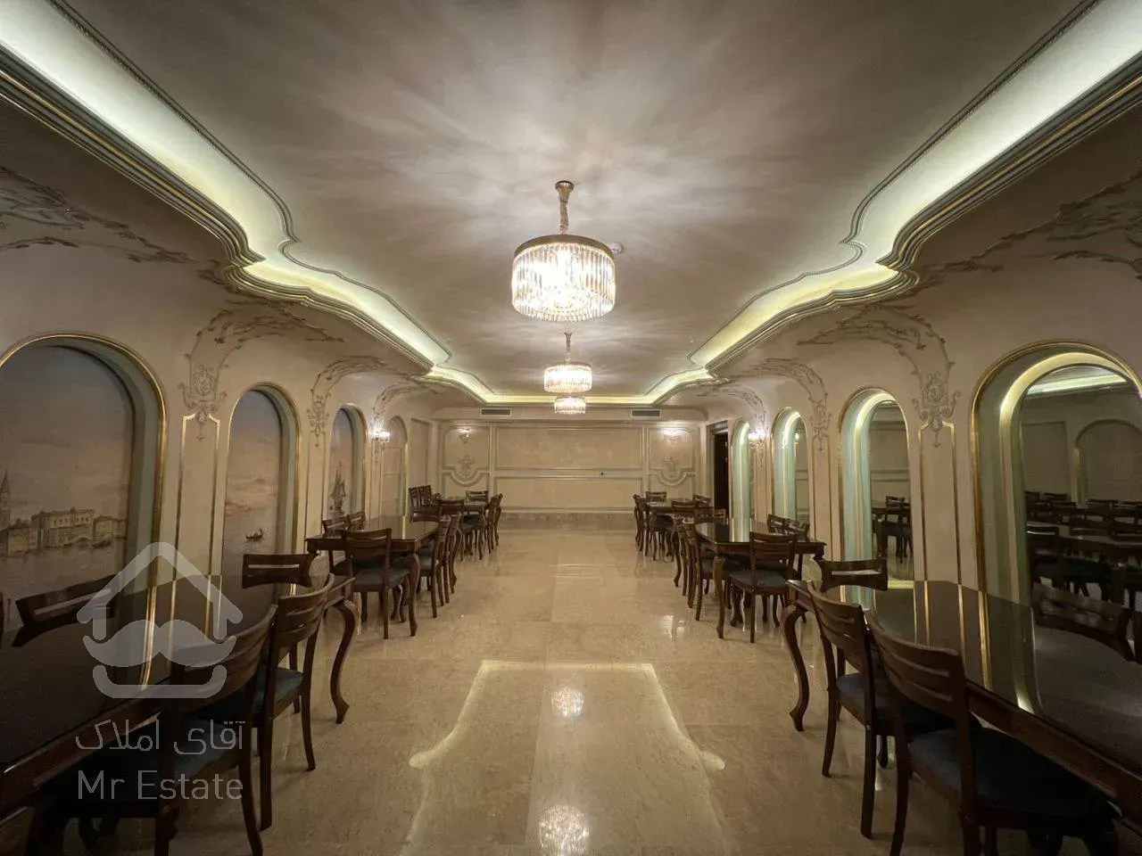 ۲۰۱ متر نیاوران/ مشاعات هتلینگ/ ۳ پارکینگ سندی