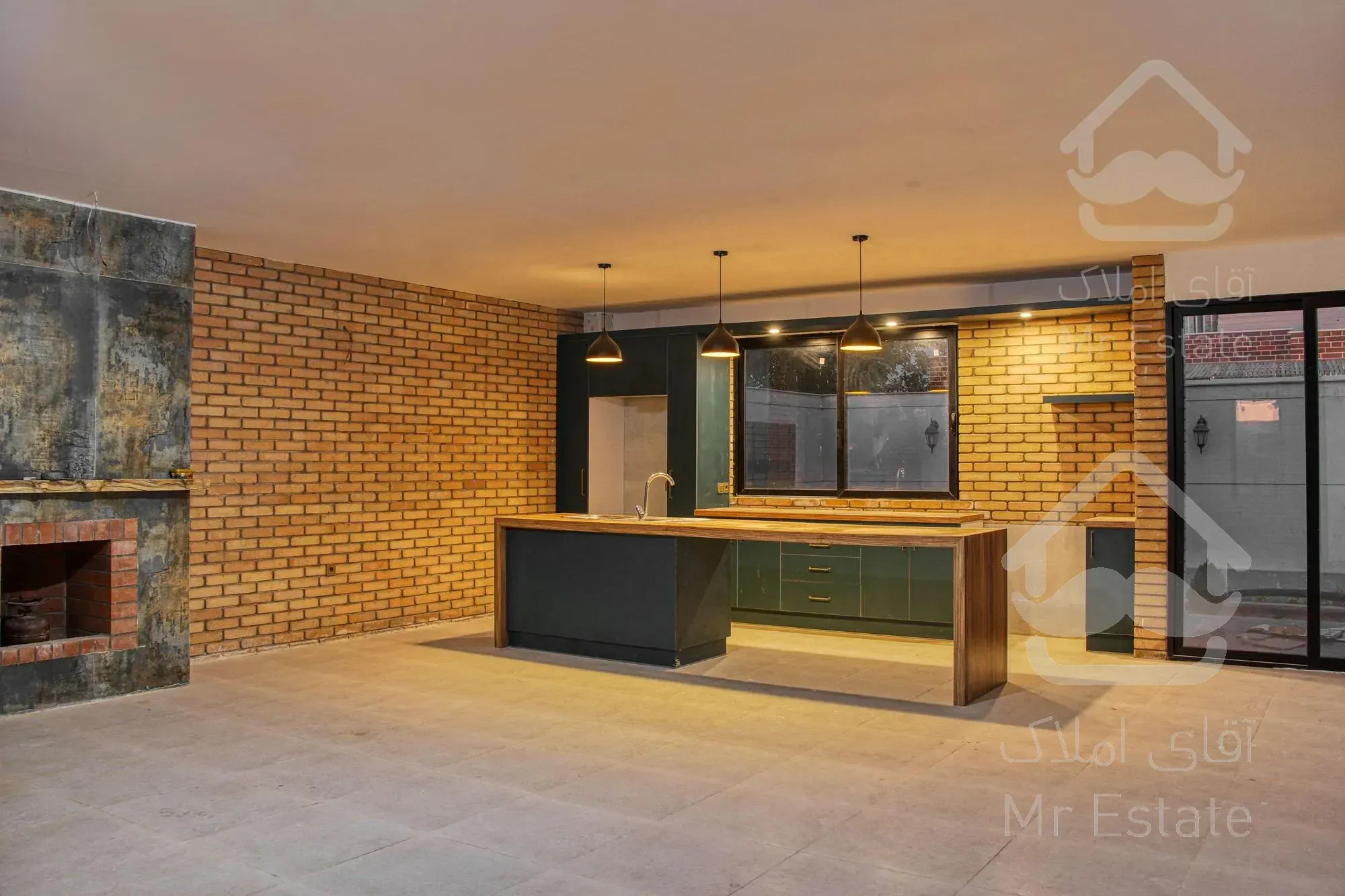 باغ در کبوتر آباد