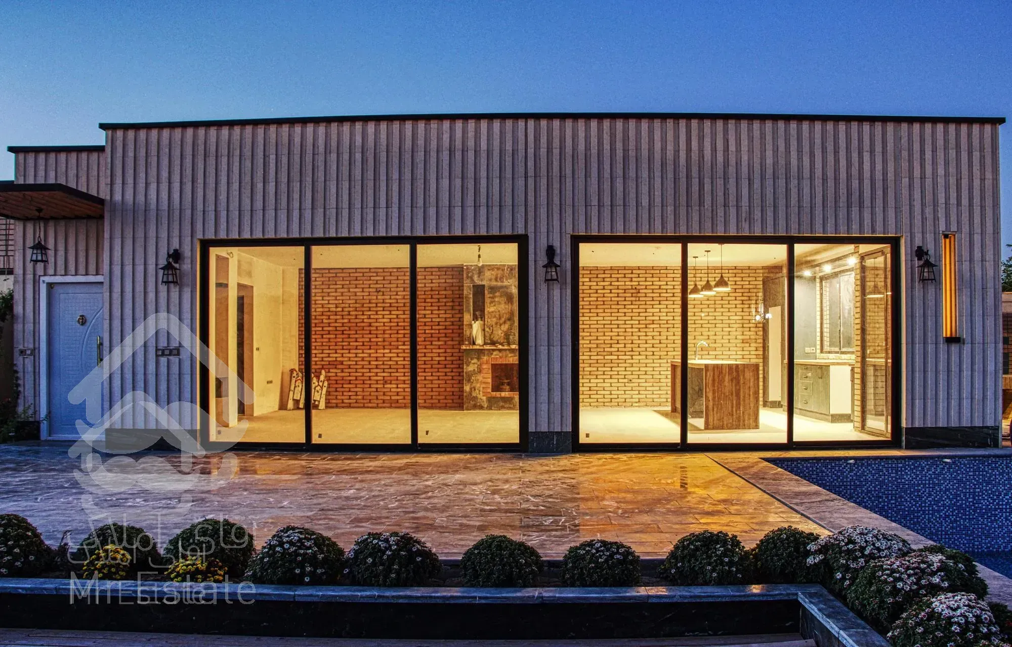 باغ در کبوتر آباد