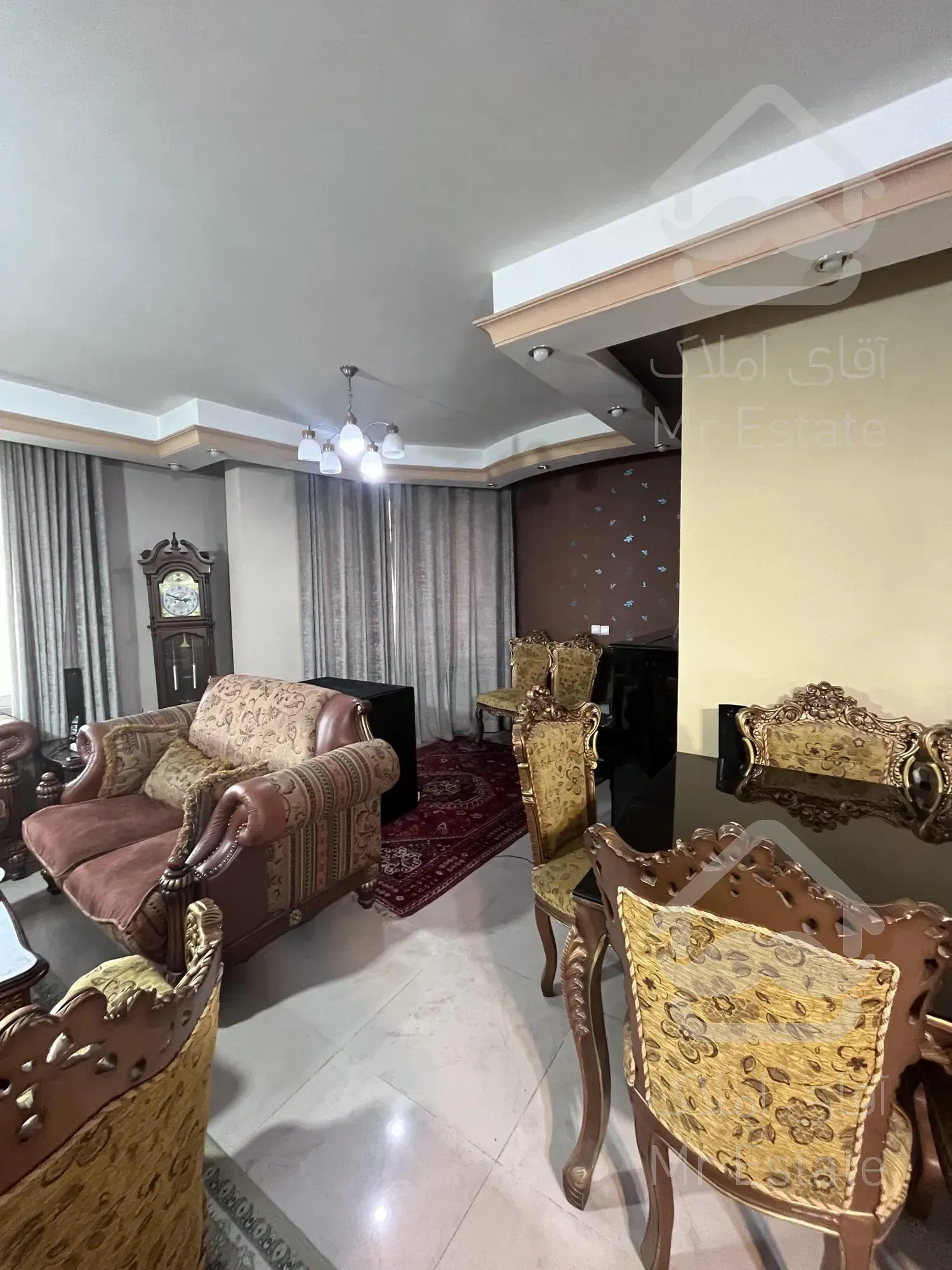 اپارتمان۱۸۰متری سه خواب همت شمالی