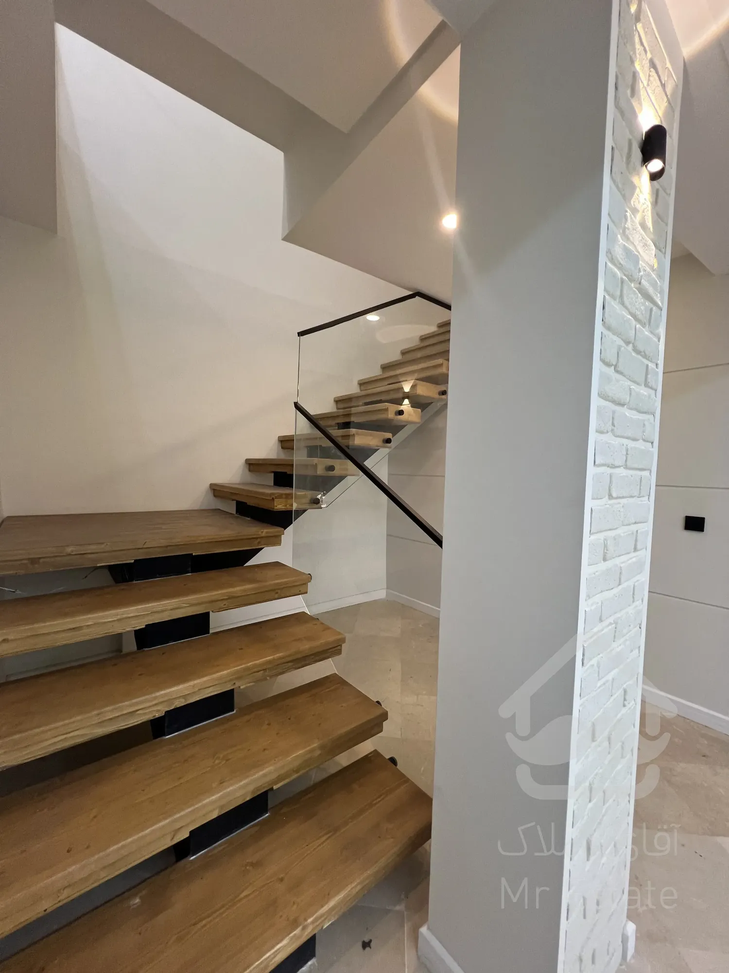 فروش ۱۸۰ متر مدرن سنبل دوبلکس