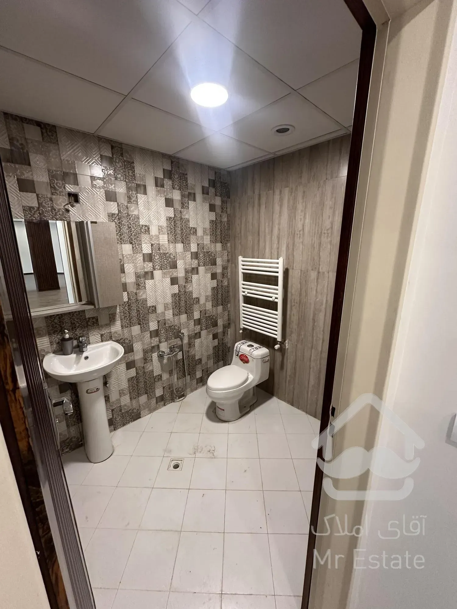 برج کلید نخورده پردیس/زیر قیمت منطقه