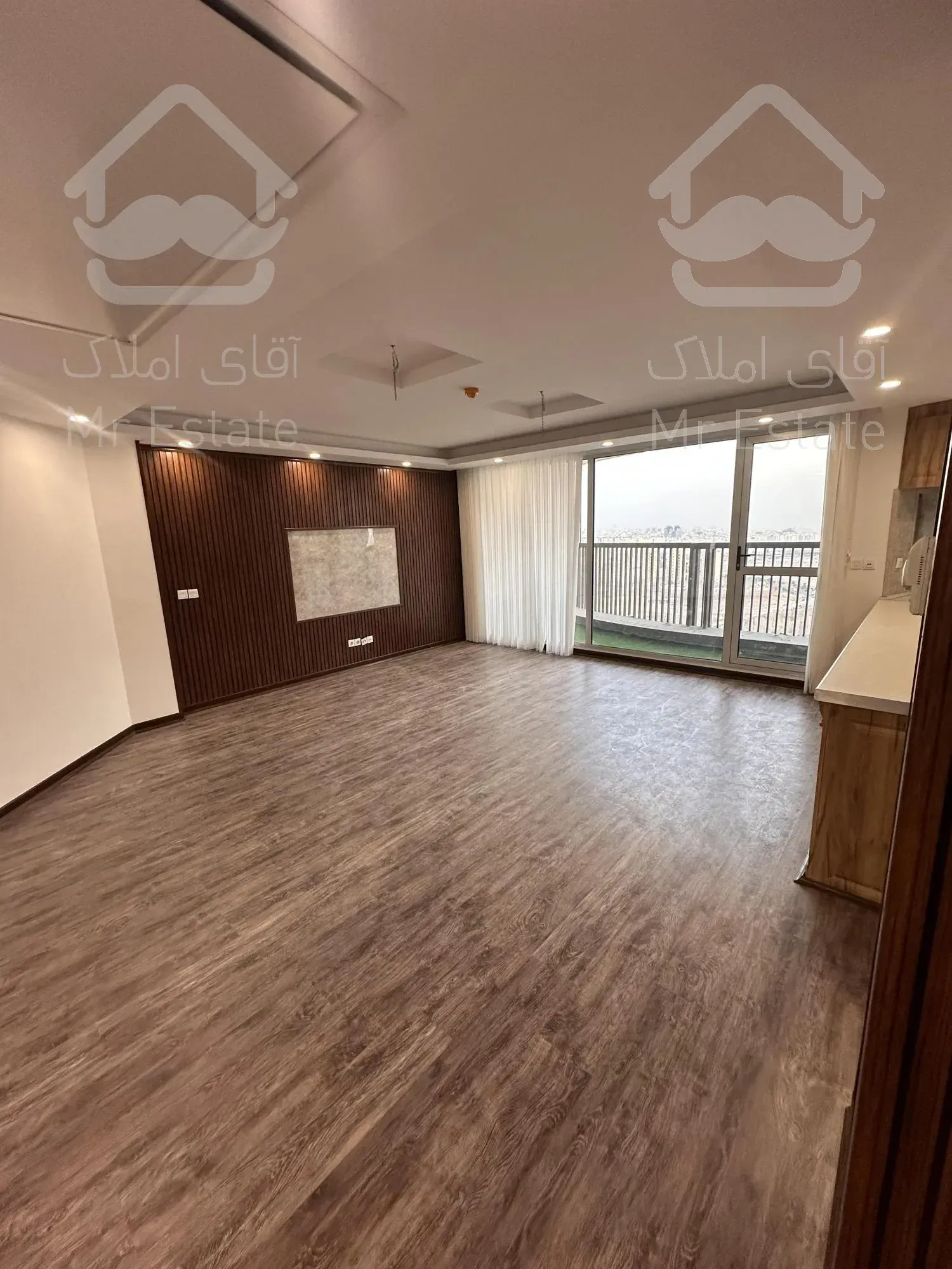 برج کلید نخورده پردیس/زیر قیمت منطقه