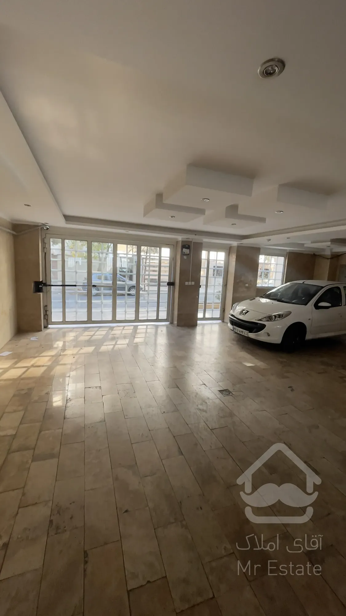 فروش آپارتمان تکواحدی ۱۴۷ متر فاز ۴ مهرشهر