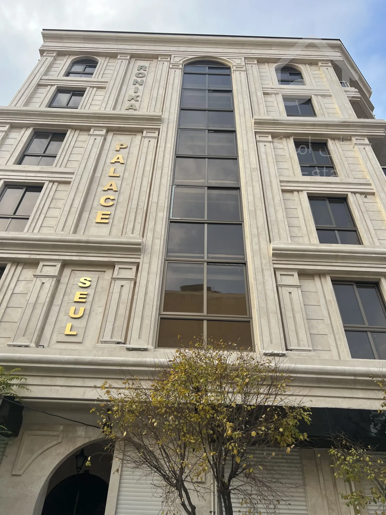 فروش ۵ واحد مسکونی و ۲ باب مغازه یکجا