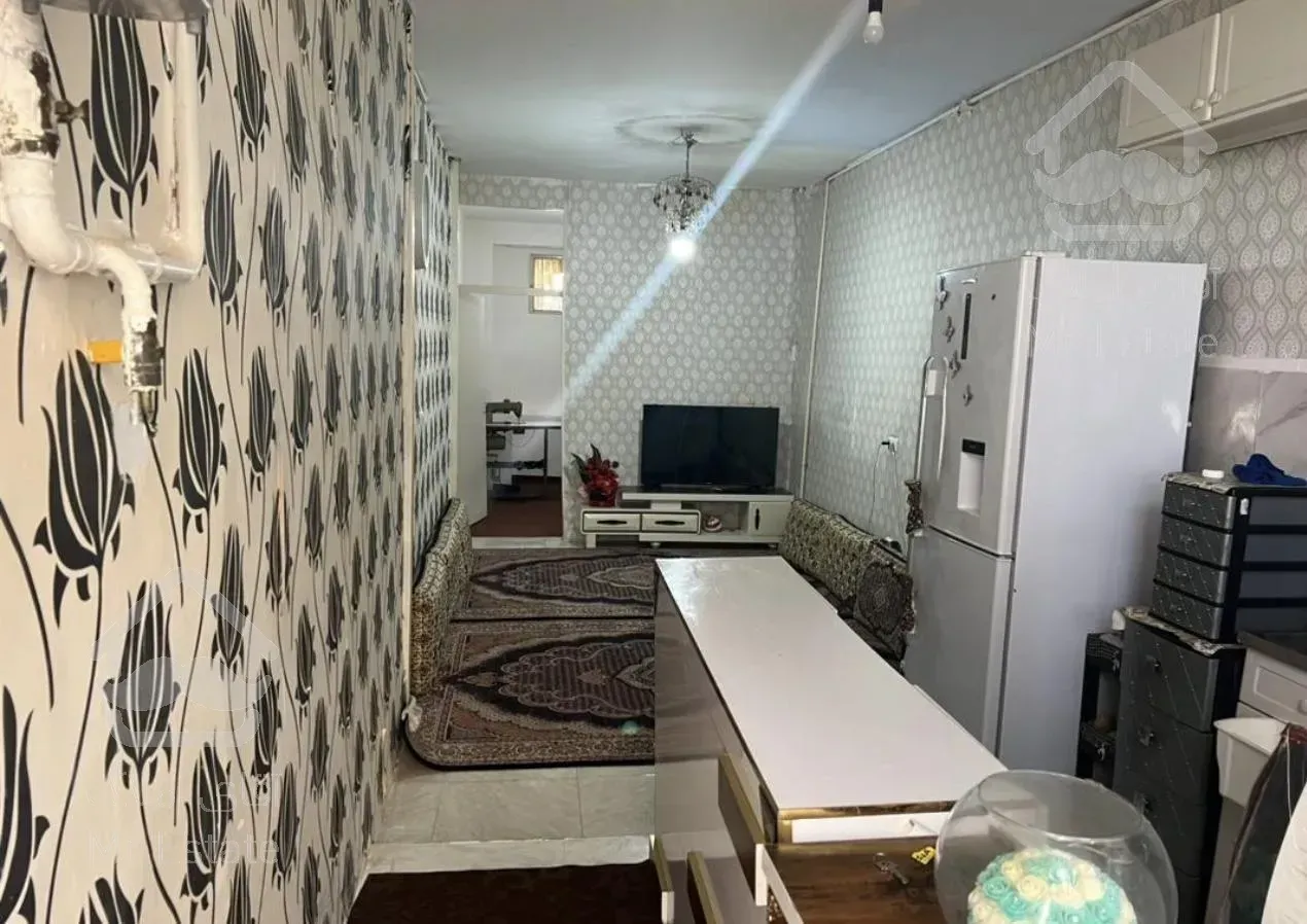 اپارتمان ۴۵ متری کلاک بالا