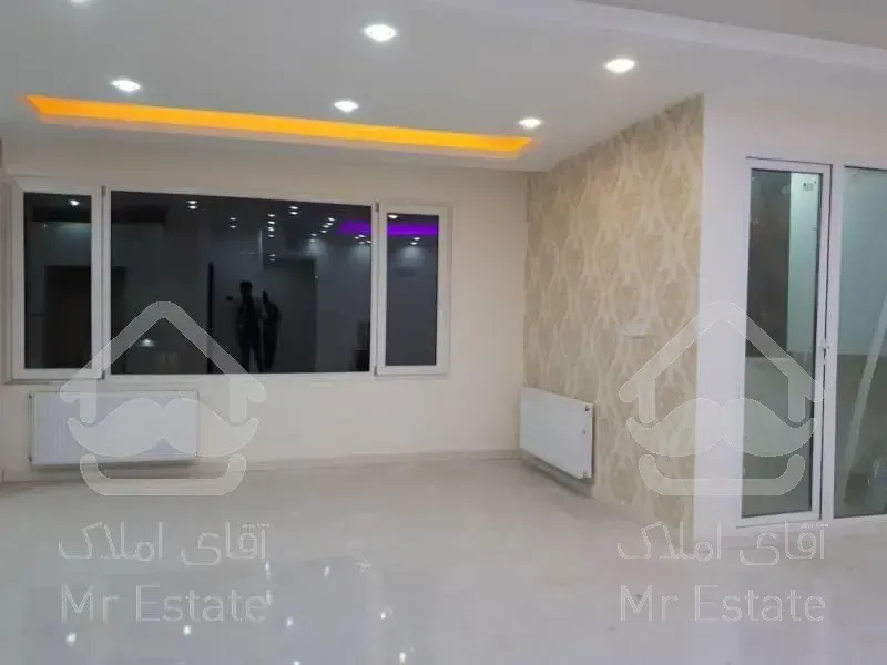 ۶۲ متری/۲خواب/فول/نور عالی/شهرزیبا