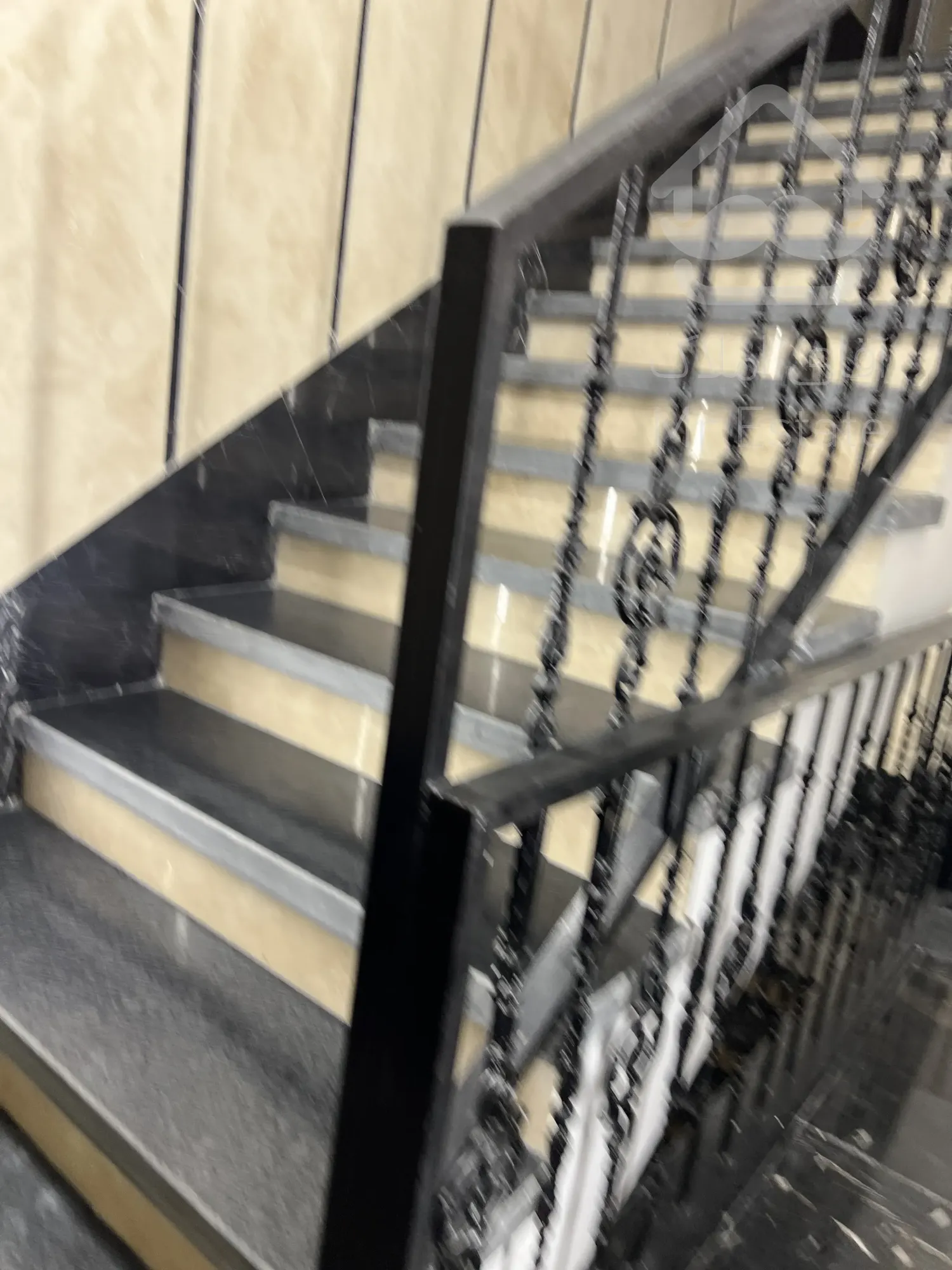 فروش اپارتمان مسکونی لوکس در رونیکا پالاس سئول با متریال درجه ۱