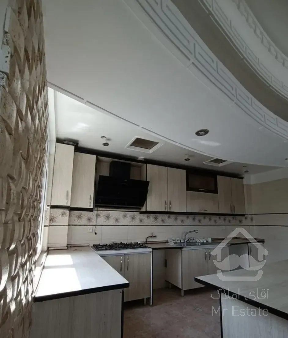 فروش 100 متری قبا