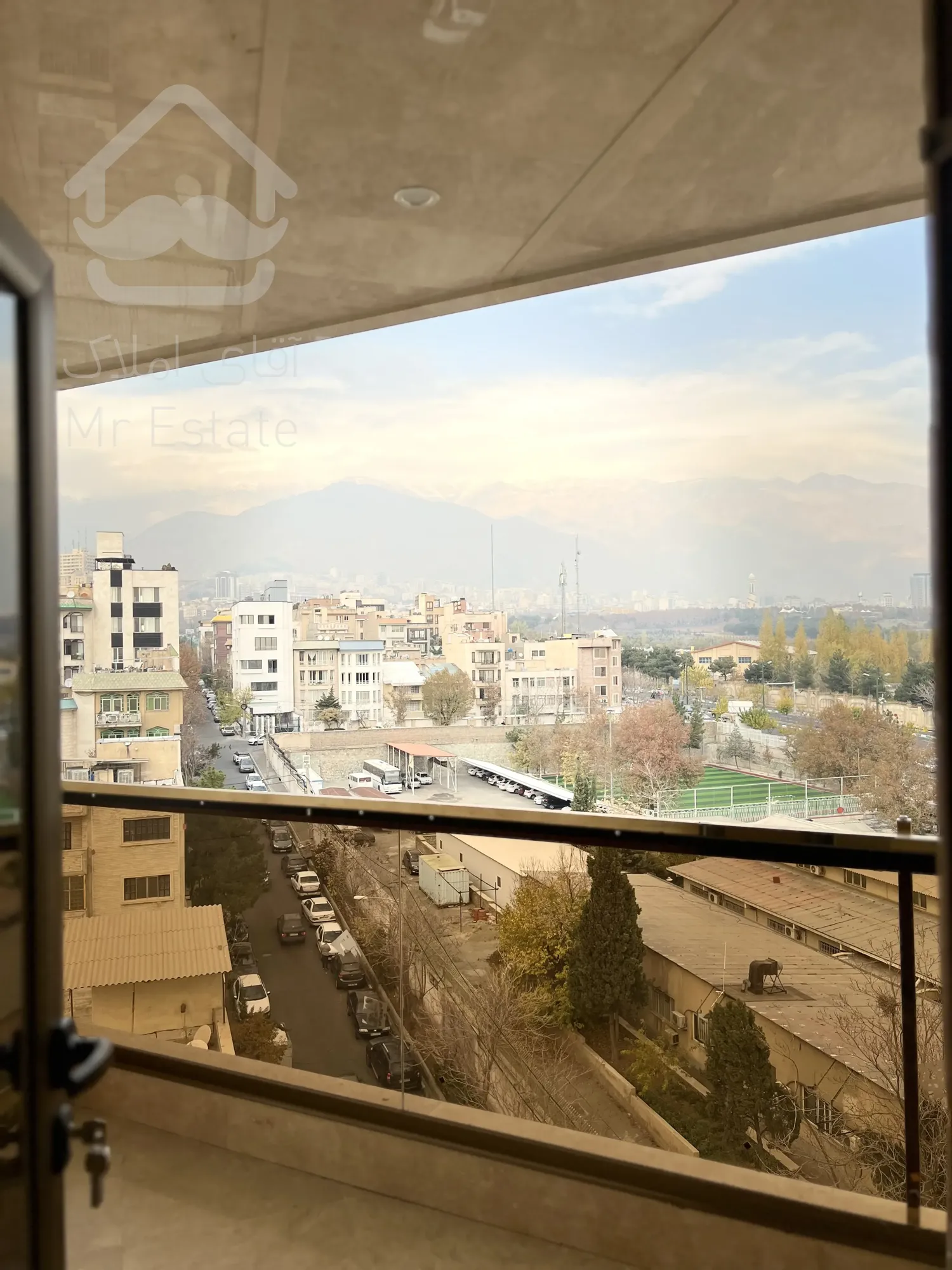 فروش ۵ واحد مجلل و ۲ باب مغازه اعیانی مجموعا ۶۳۰ متر فرصتی نادر برای خریداران فرهیخته