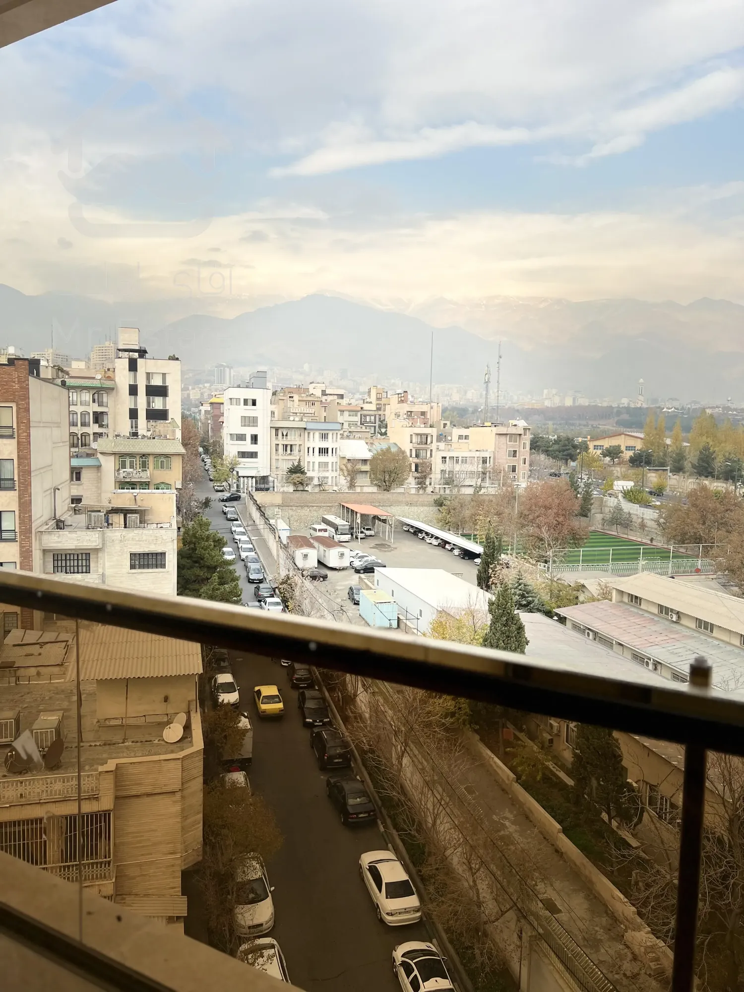 ۵ واحد مسکونی ۲ خواب با یک خواب مستر و ۲ باب مغازه یکجا