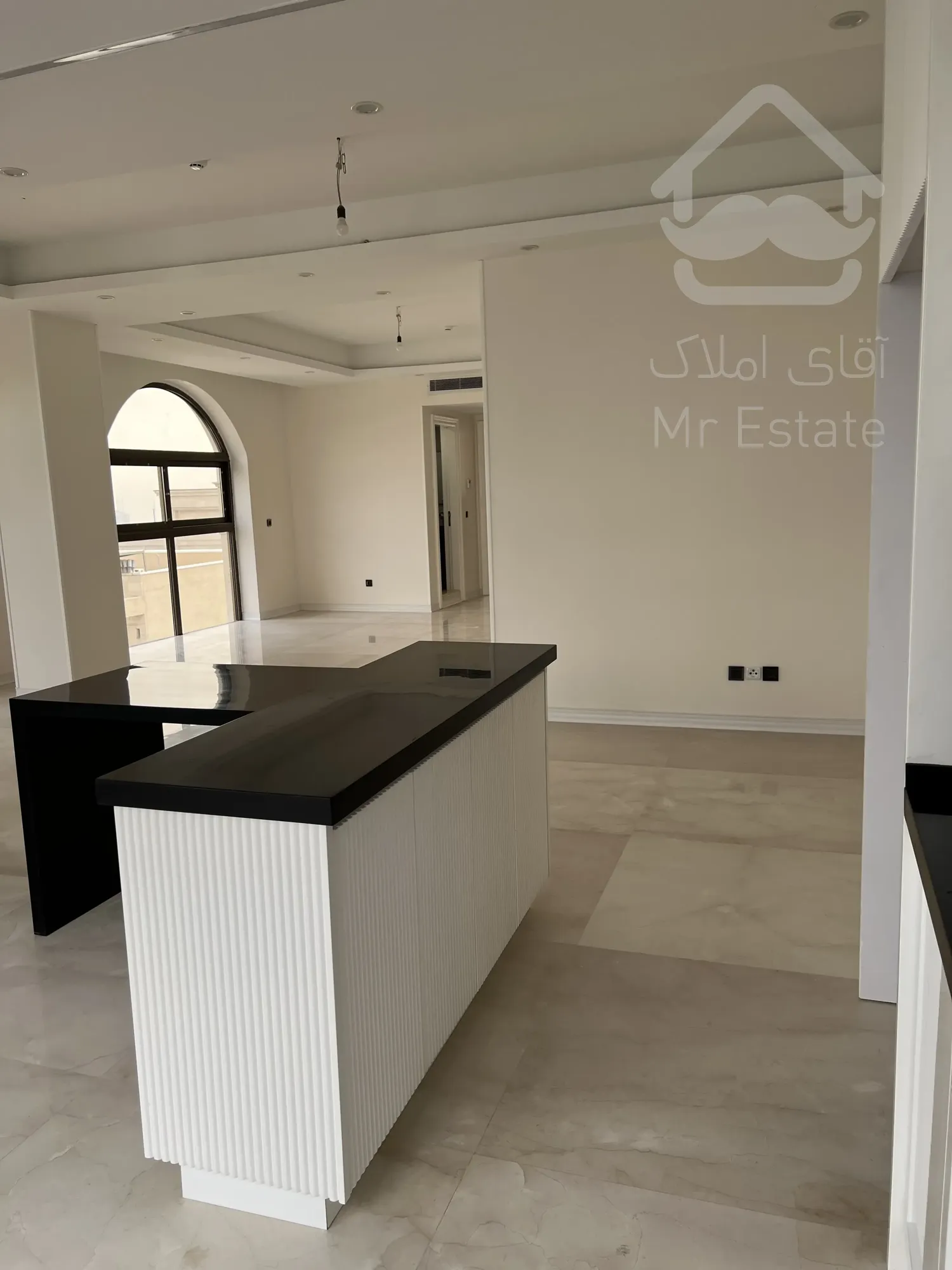 فروش اپارتمان مسکونی لوکس در رونیکا پالاس سئول با متریال درجه ۱