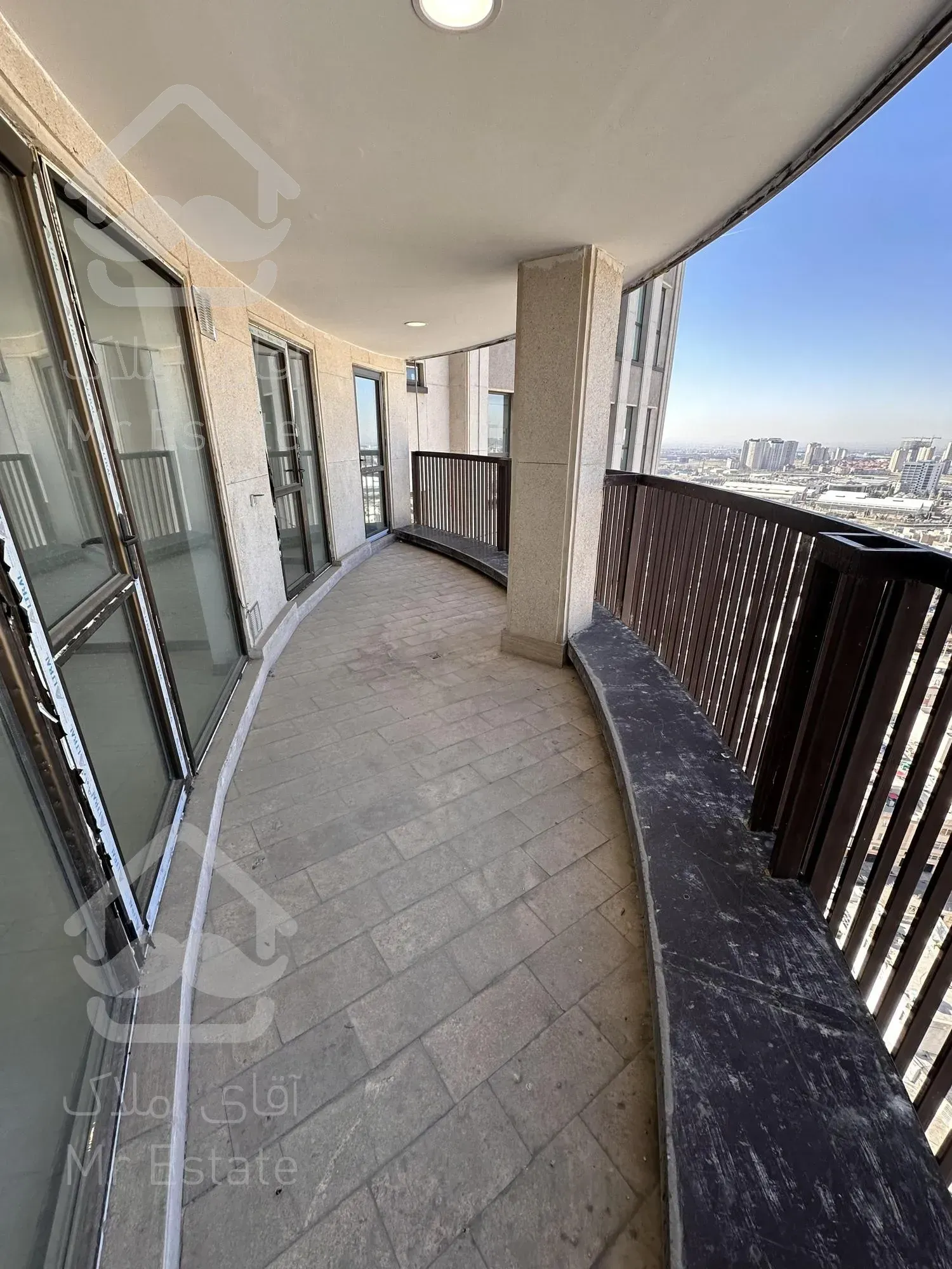 ابرسازه منطقه۲۲/برج مجلل و کلید نخورده پردیس