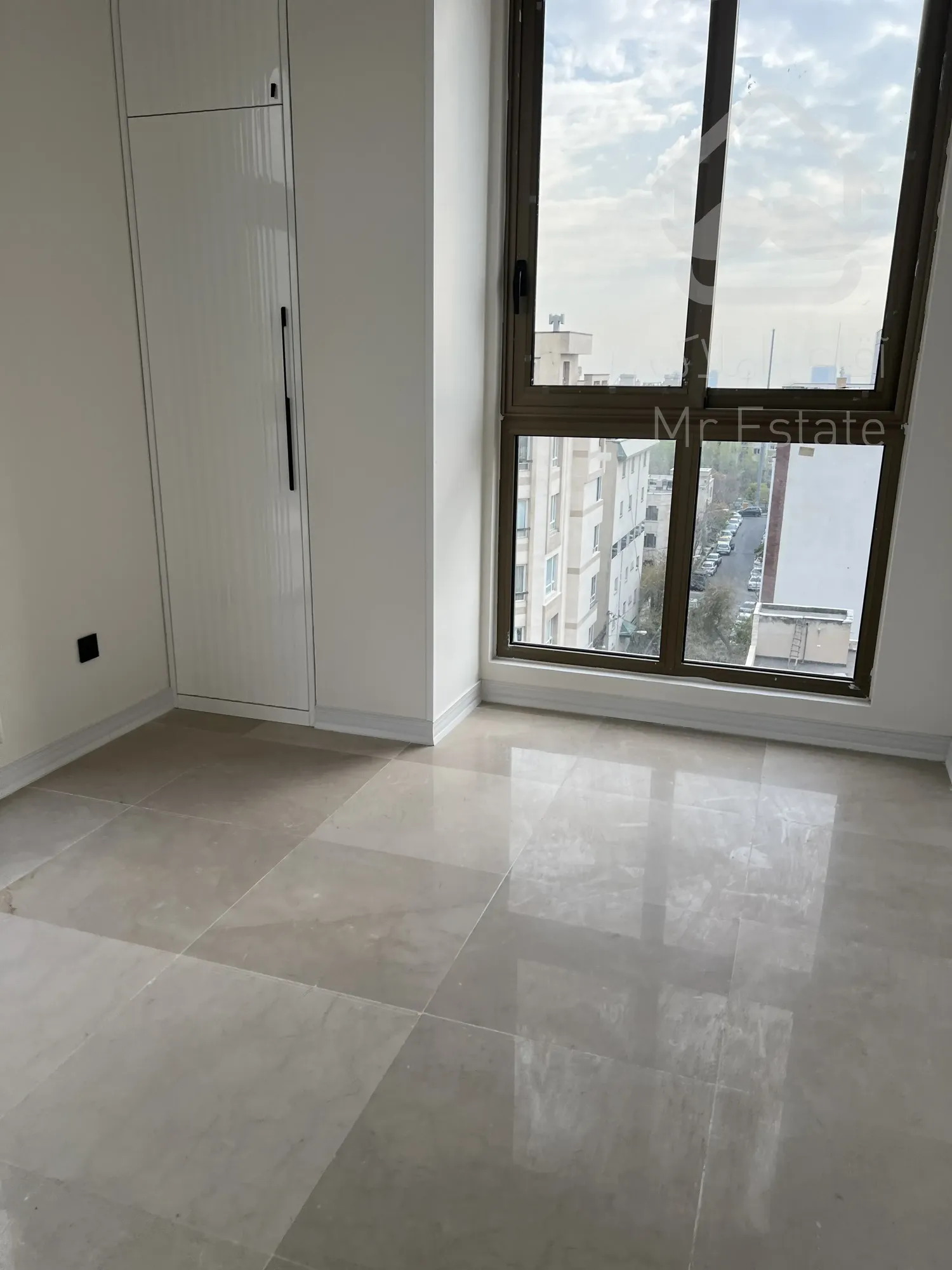 فروش ۵ واحد دنج ۲ خواب و ۲ باب مغازه ممتاز در سئول