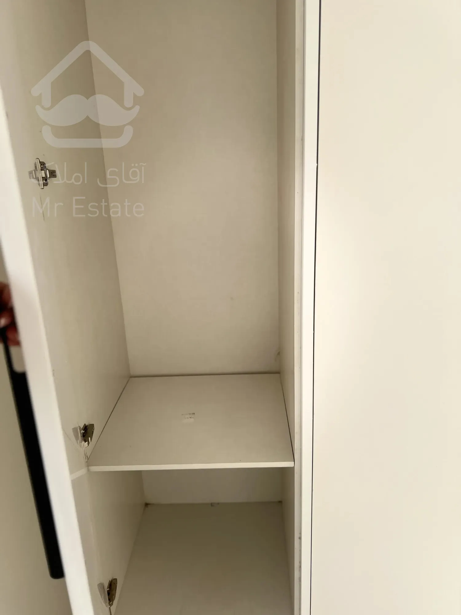 فروش یکجا اپارتمان مسکونی ۵ واحدی و ۲ باب مغازه یکجا