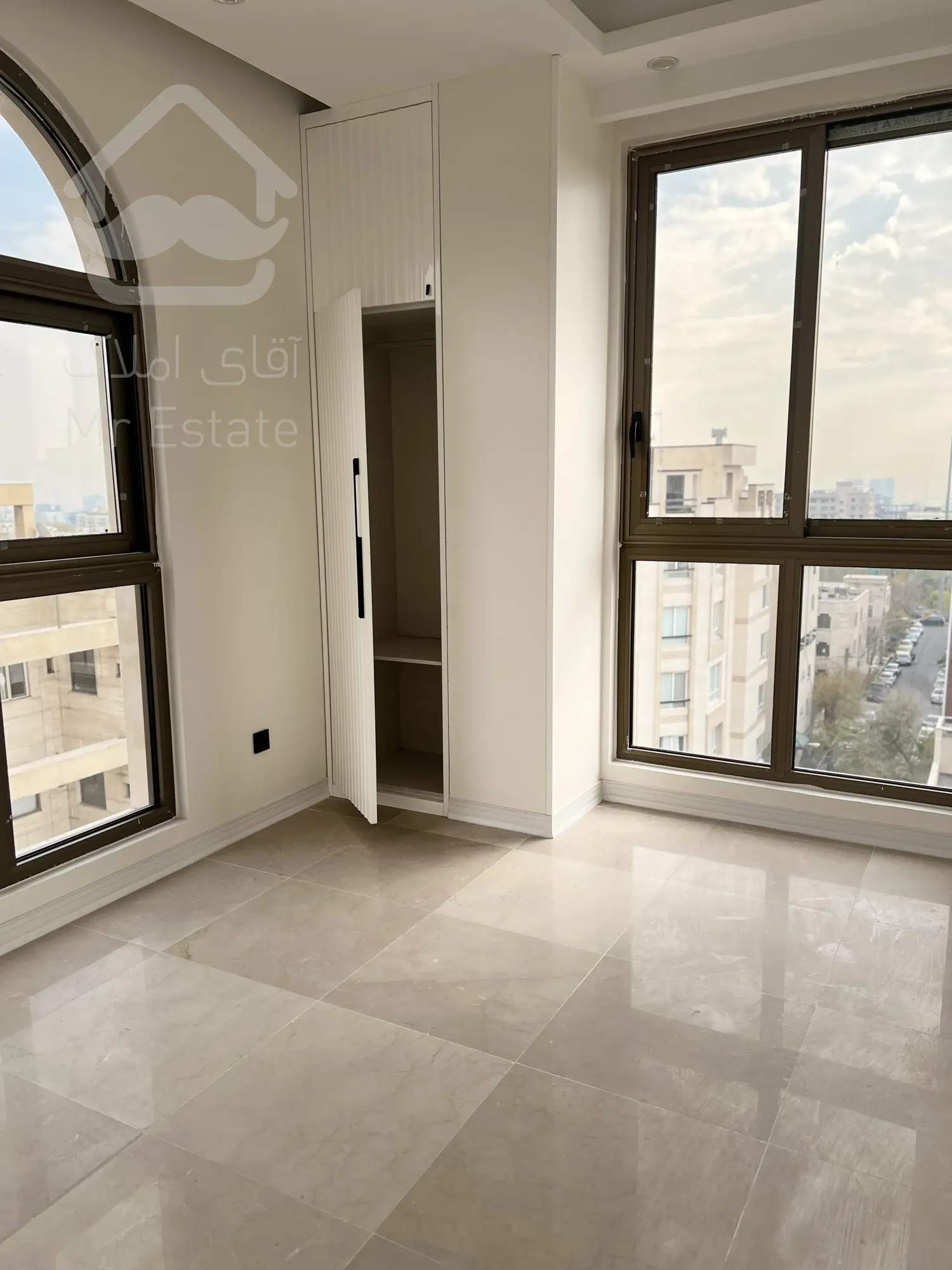 فروش یکجا اپارتمان مسکونی با متریال درجه ۱در سئول