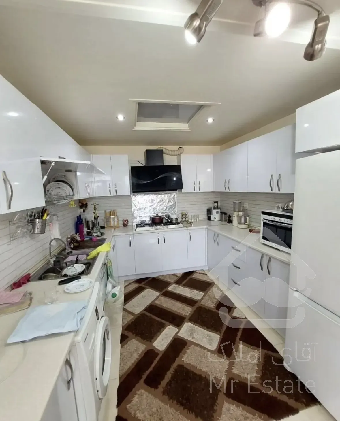 فروش آپارتمان ۶۷ متری یک خواب فول امکانات در فردوس