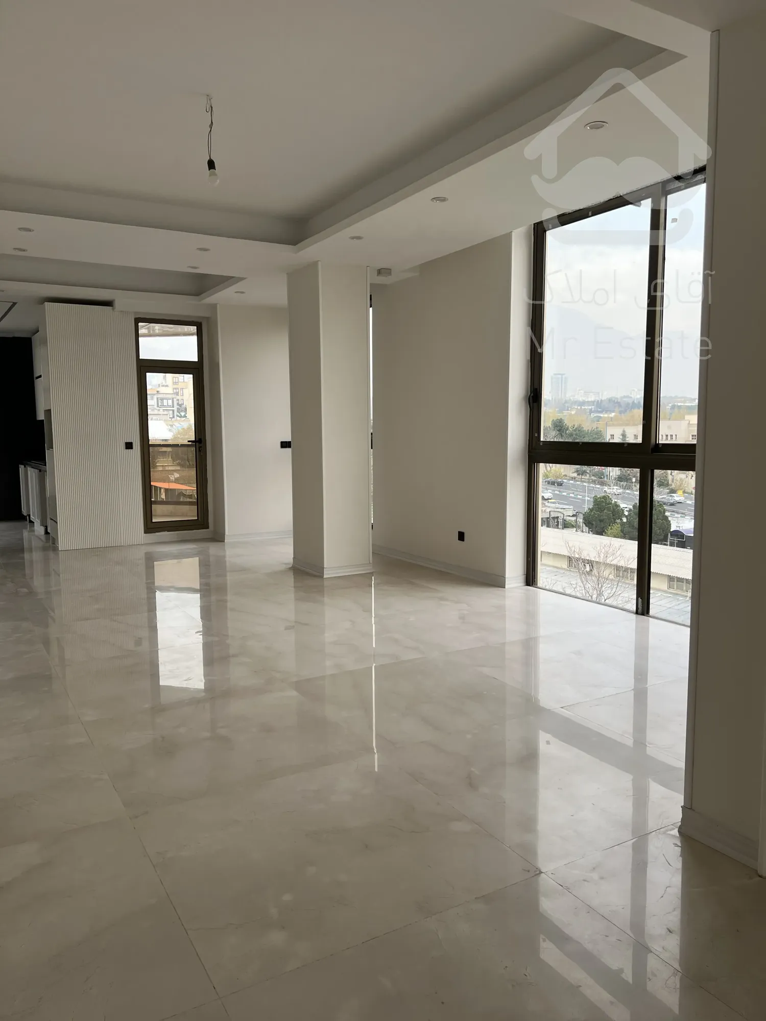 فروش یکجا اپارتمان ۶۳۰ متری در سئول