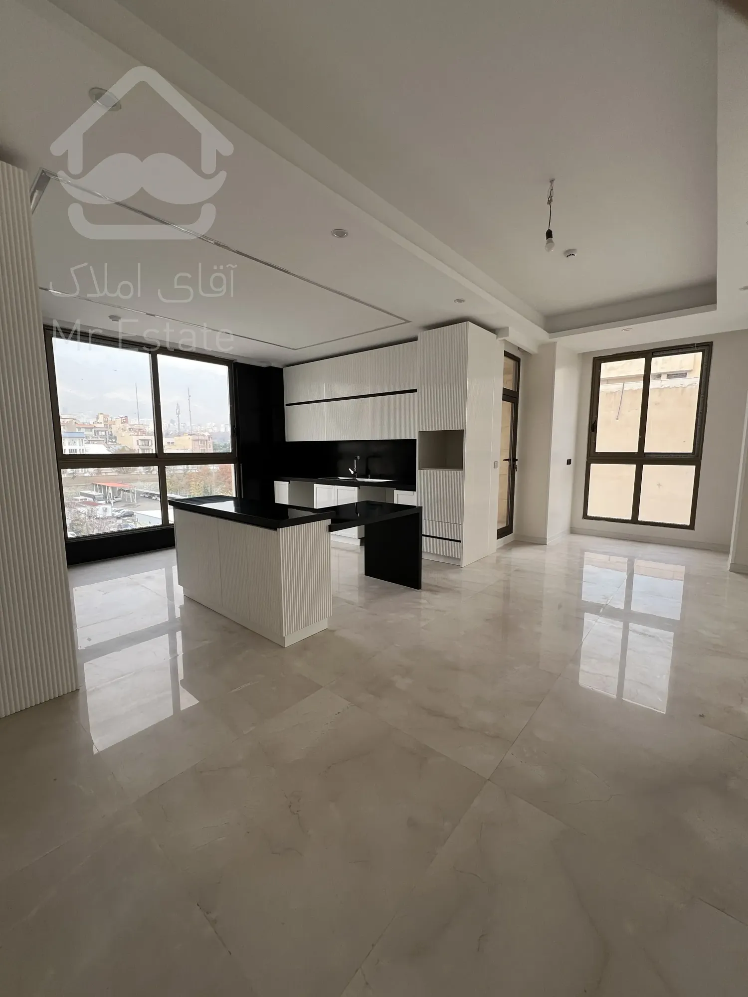 فروش یکجا اپارتمان مسکونی ۵ واحدی و ۲ باب مغازه