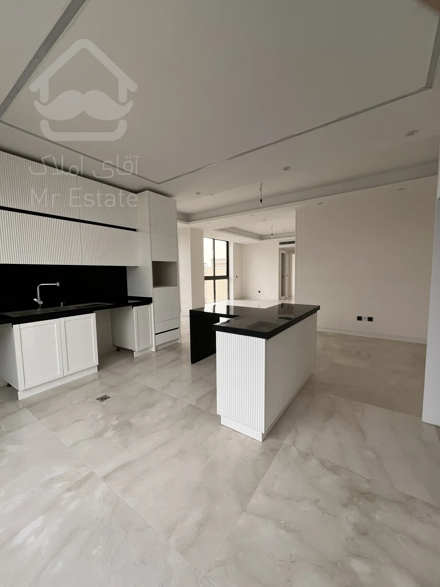 فروش اپارتمان یکجا در سئول و ۲ باب مغازه