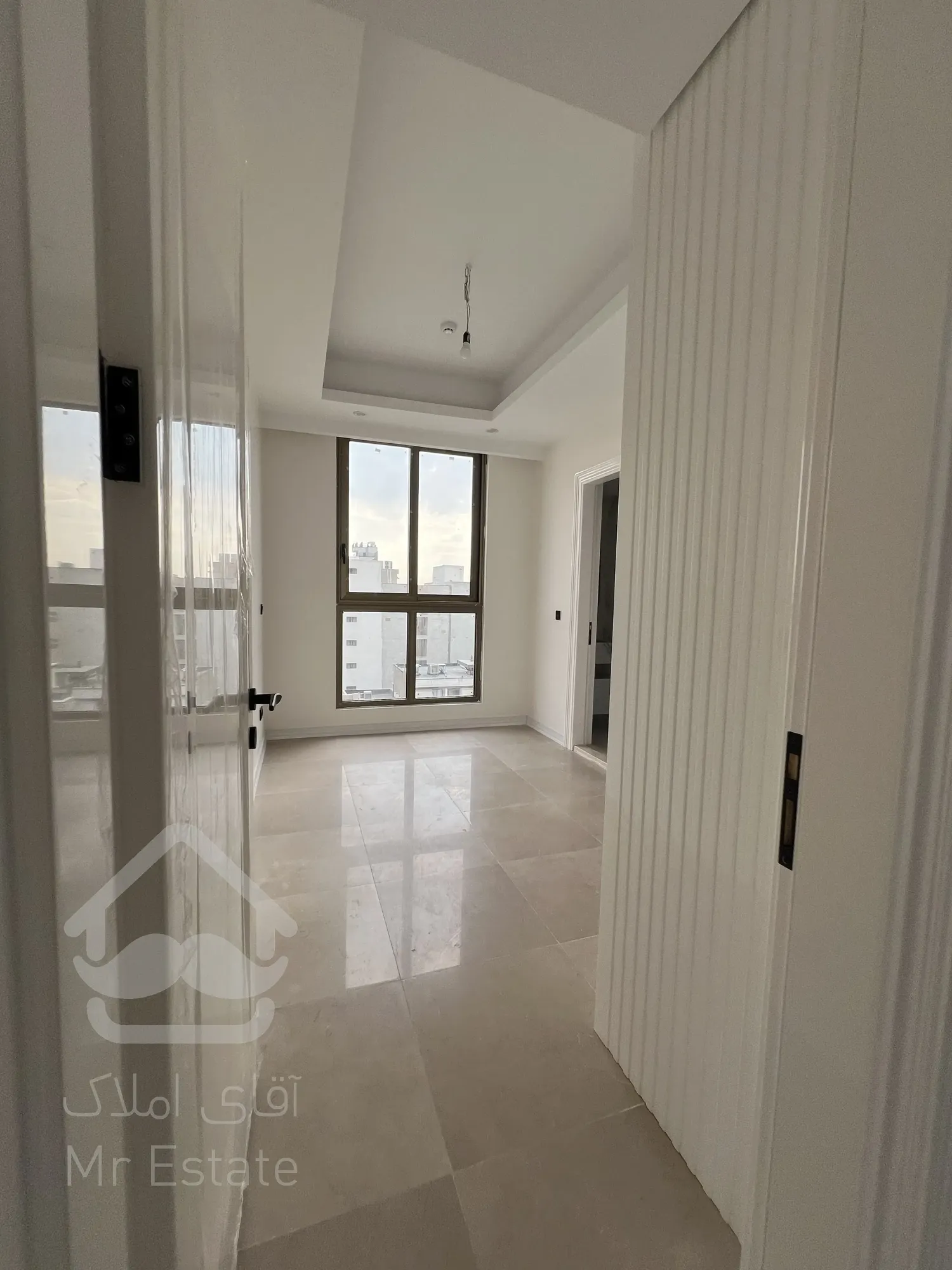 فروش اپارتمان یکجا در سئول و ۲ باب مغازه