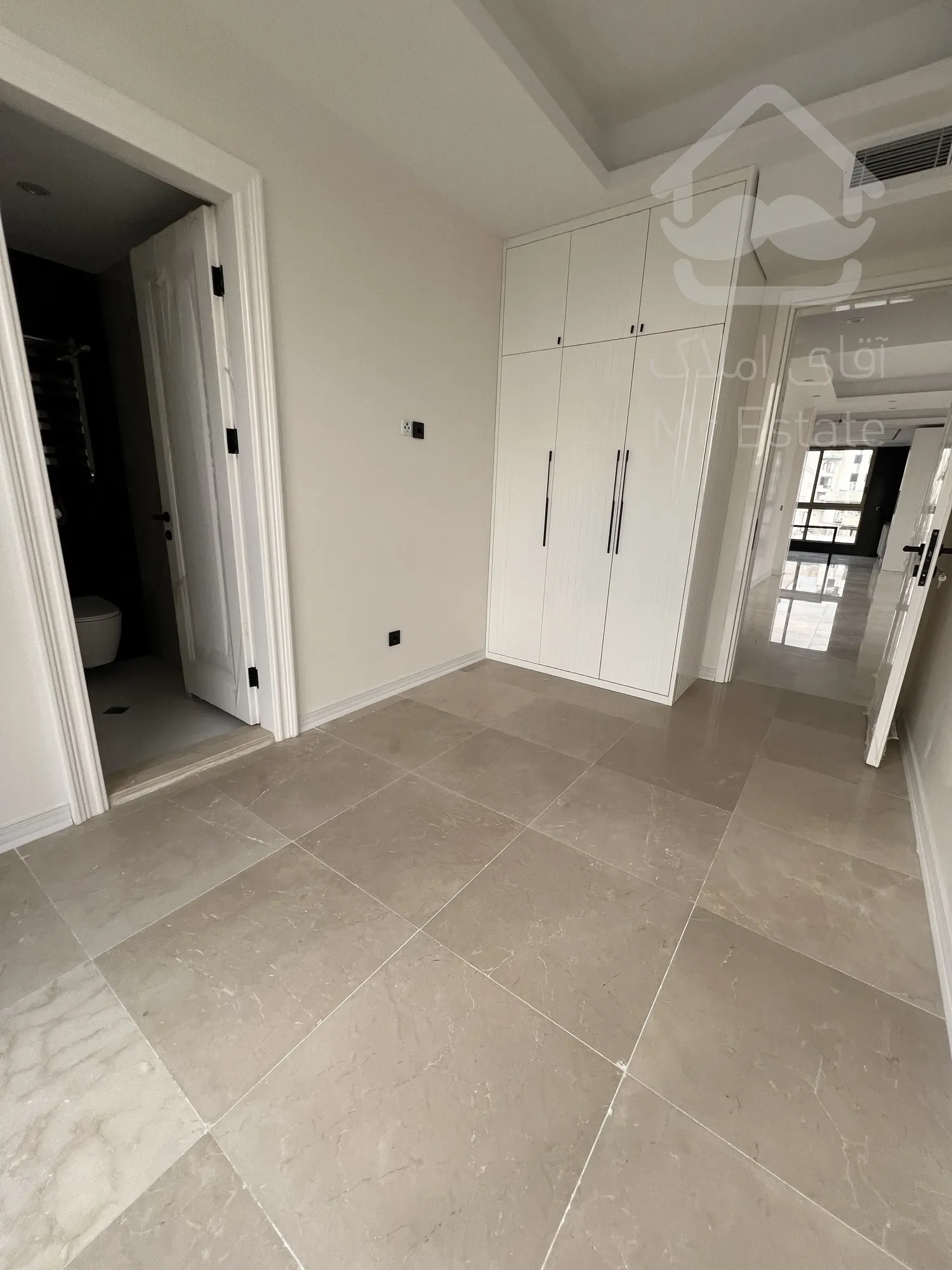 فرصتی استثنایی فروش یکجا اپارتمان سئول و ۲ باب مغازه