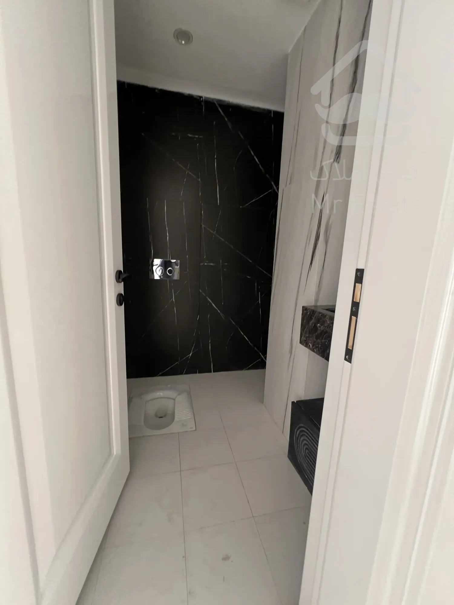 فروش ویژه ۶۳۰ متر مربع ملک مسکونی و تجاری