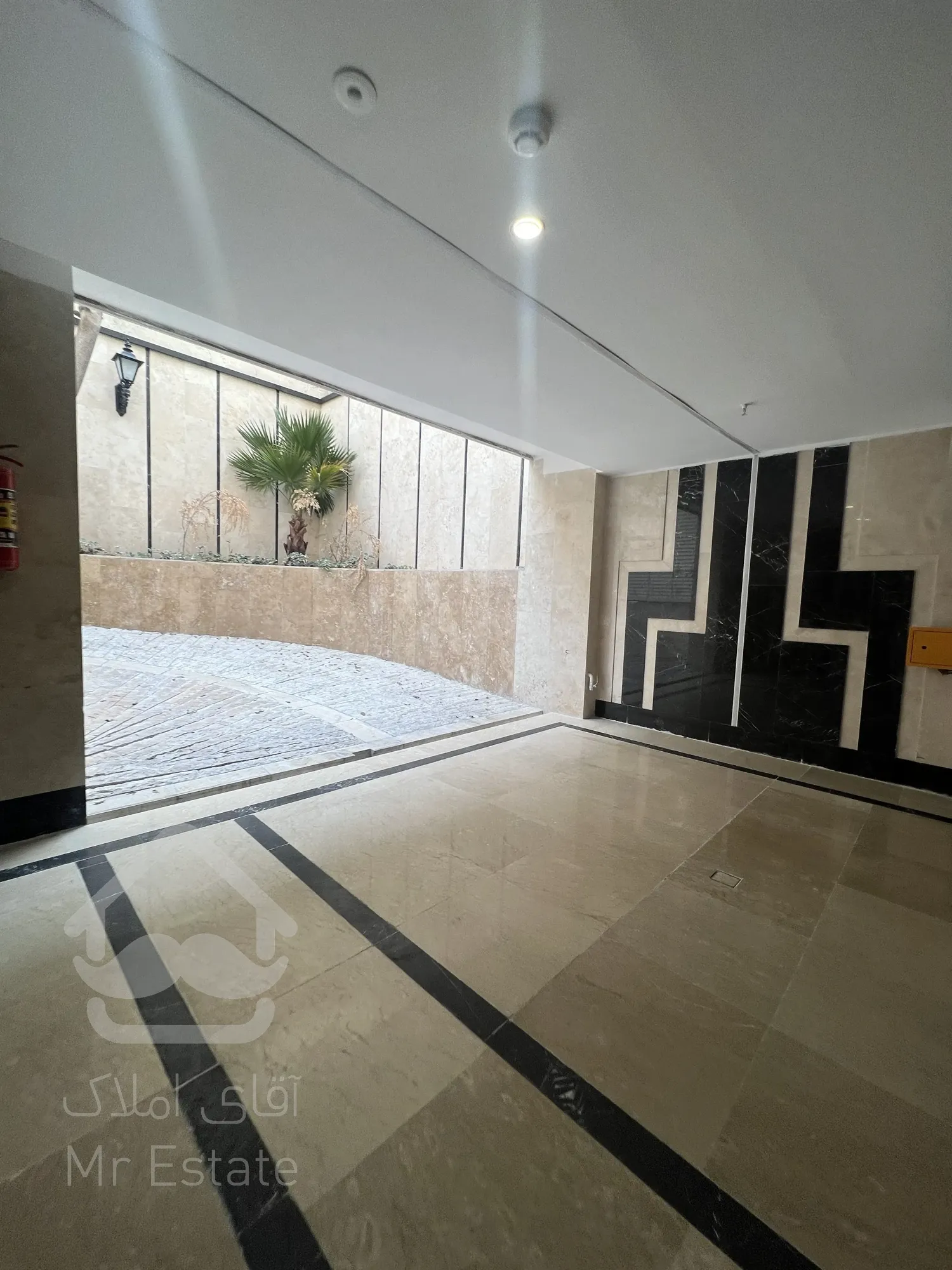 فروش یکجا اپارتمان مسکونی در سئول