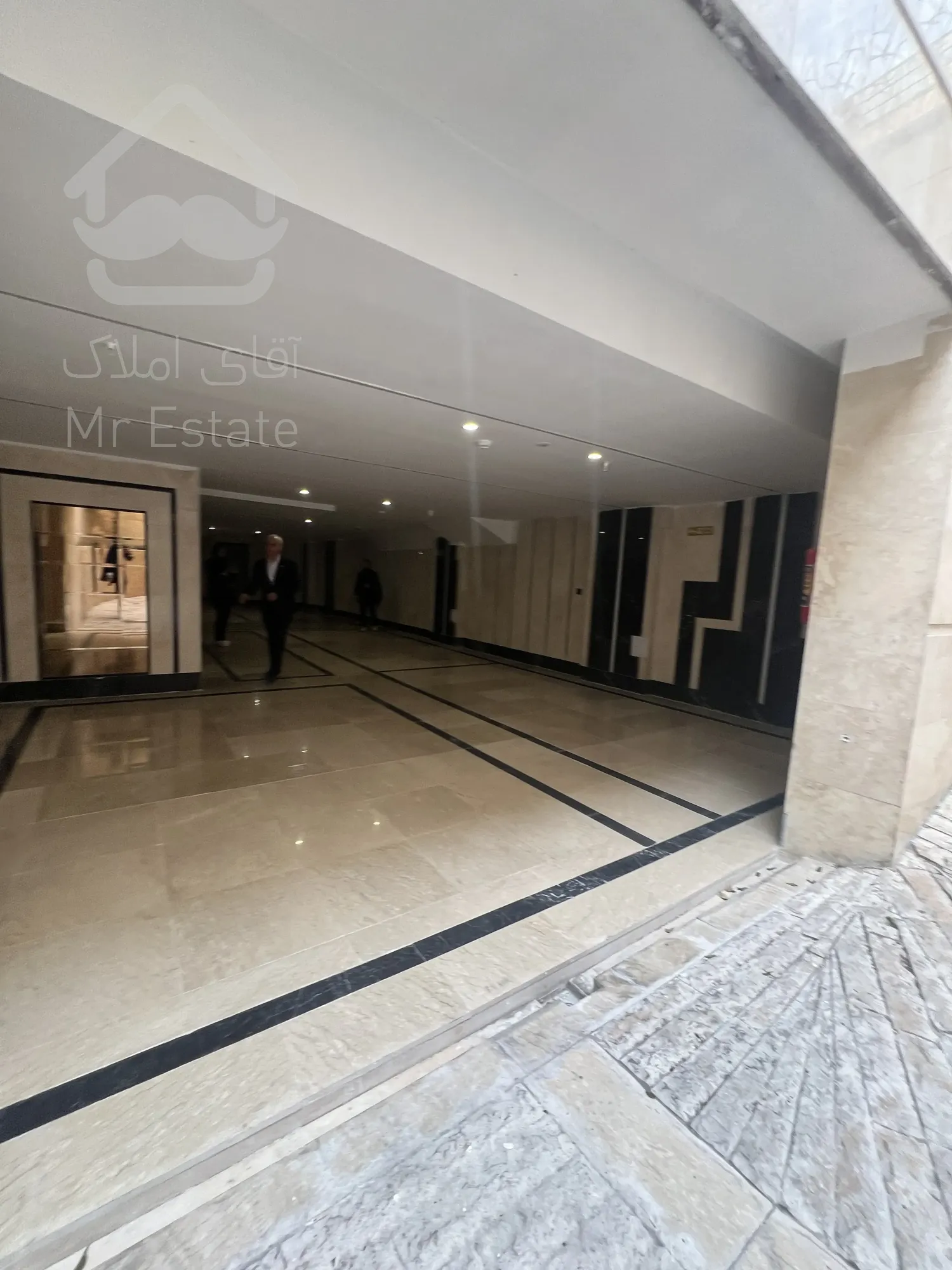 فروش یکجا اپارتمان مسکونی در سئول