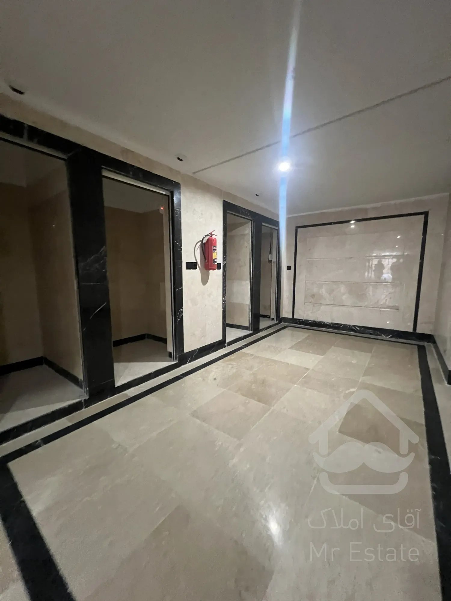 فروش اپارتمان مسکونی لوکس در رونیکا پالاس سئول با متریال درجه ۱