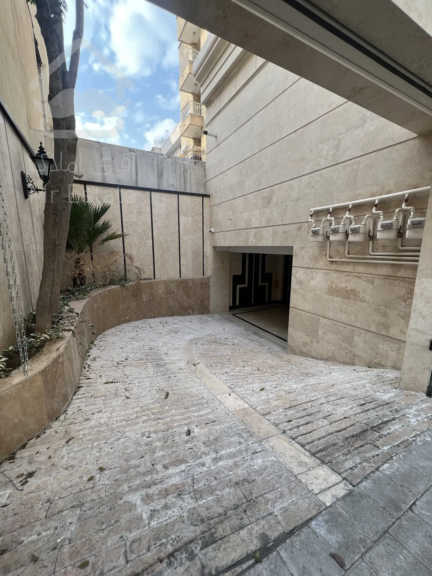 فروش یکجا اپارتمان مسکونی در سئول