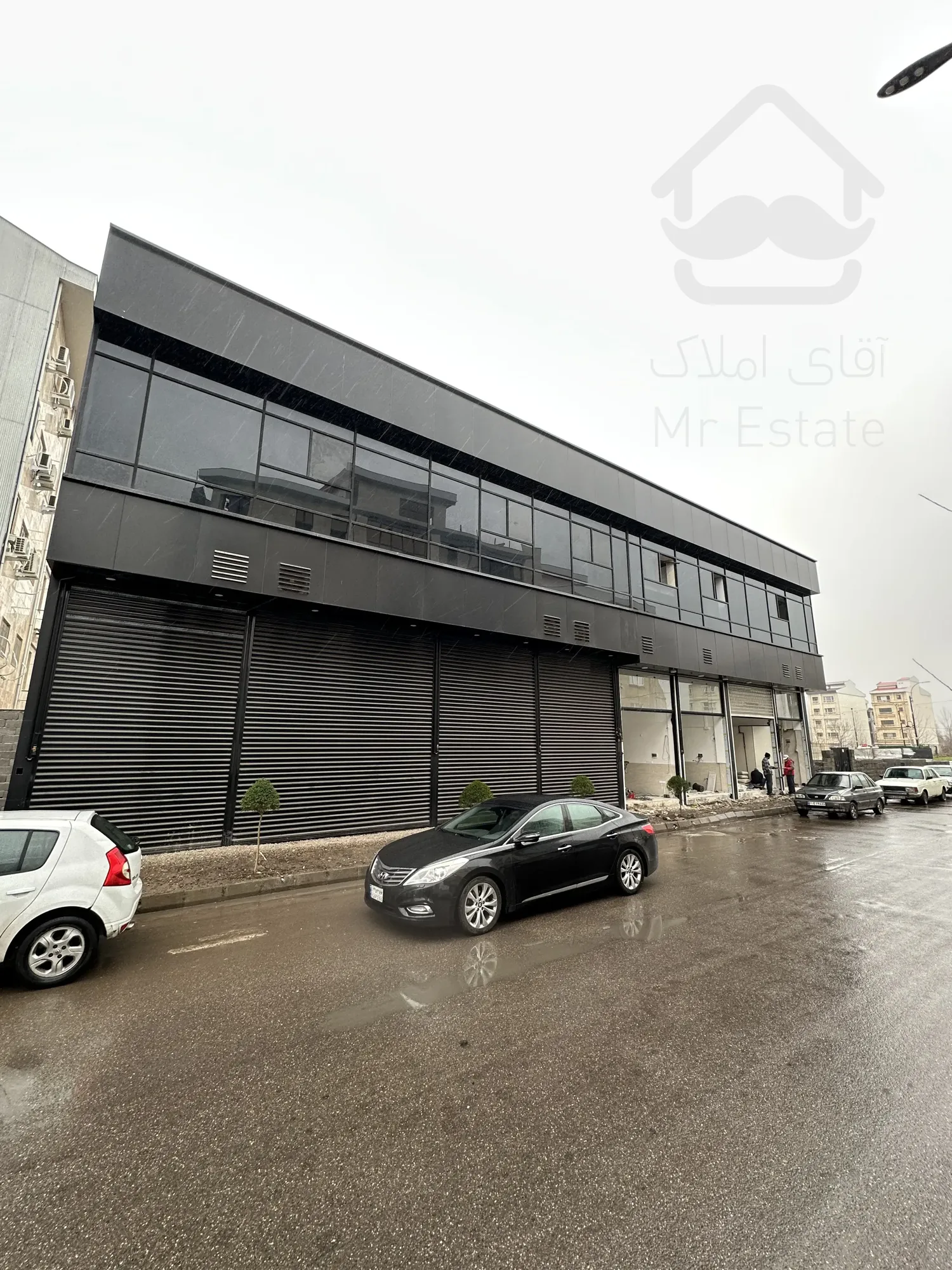 فروش ۲ باب مغازه مدرن در بلوار دیلمان رشت