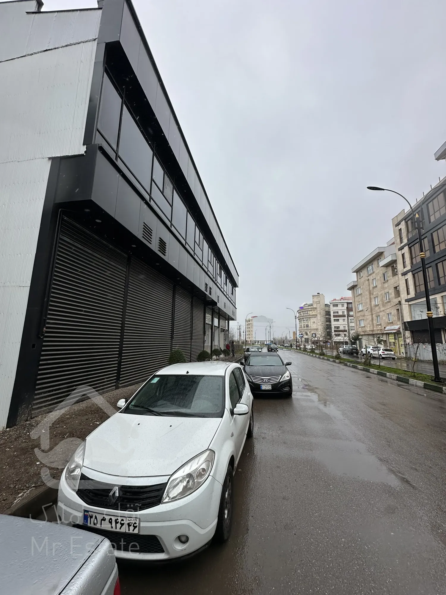 فروش ۲ باب مغازه مدرن در بلوار دیلمان رشت