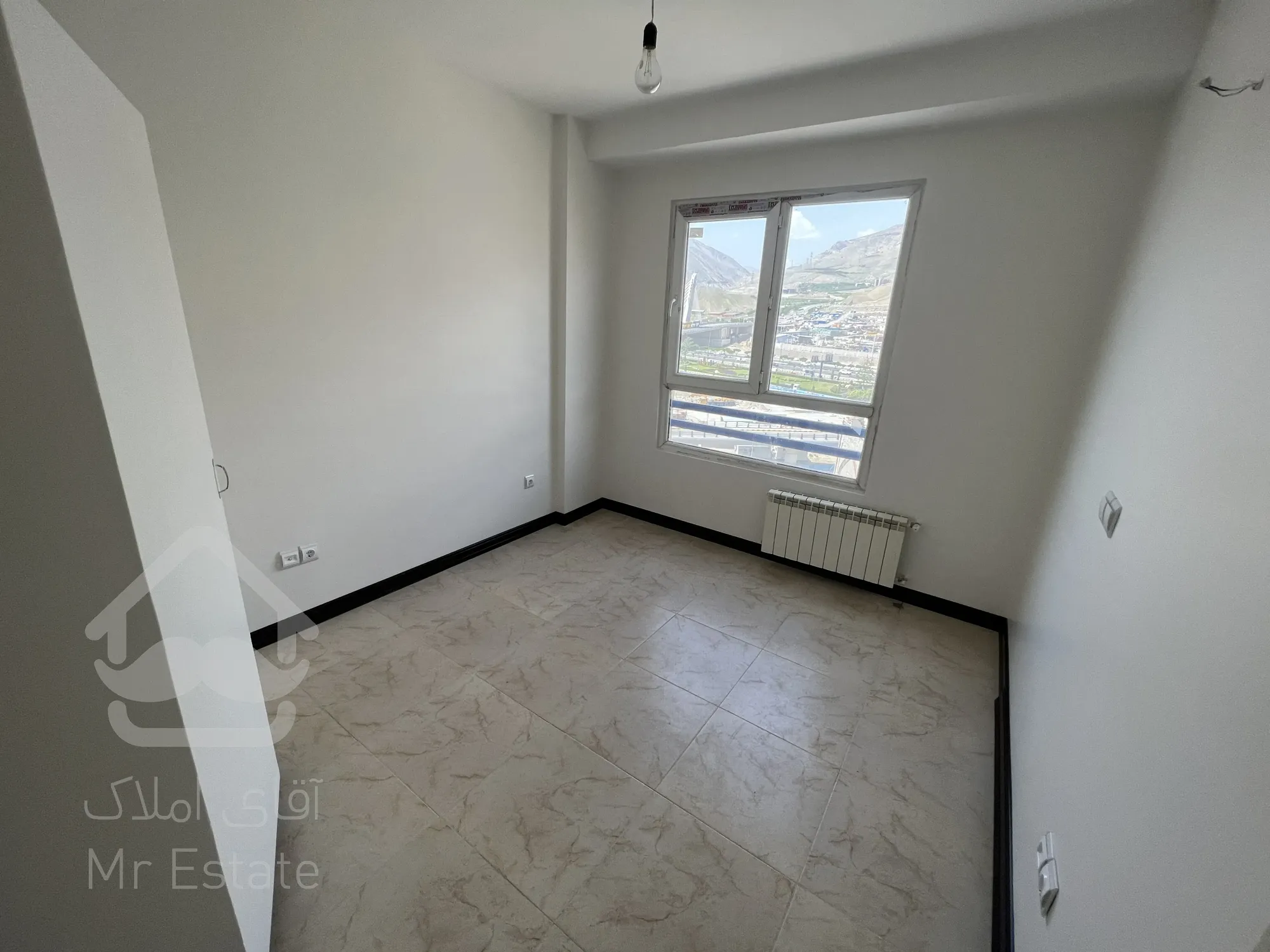 ۱۱۵ متر ۳ خواب دریاچه چیتگر