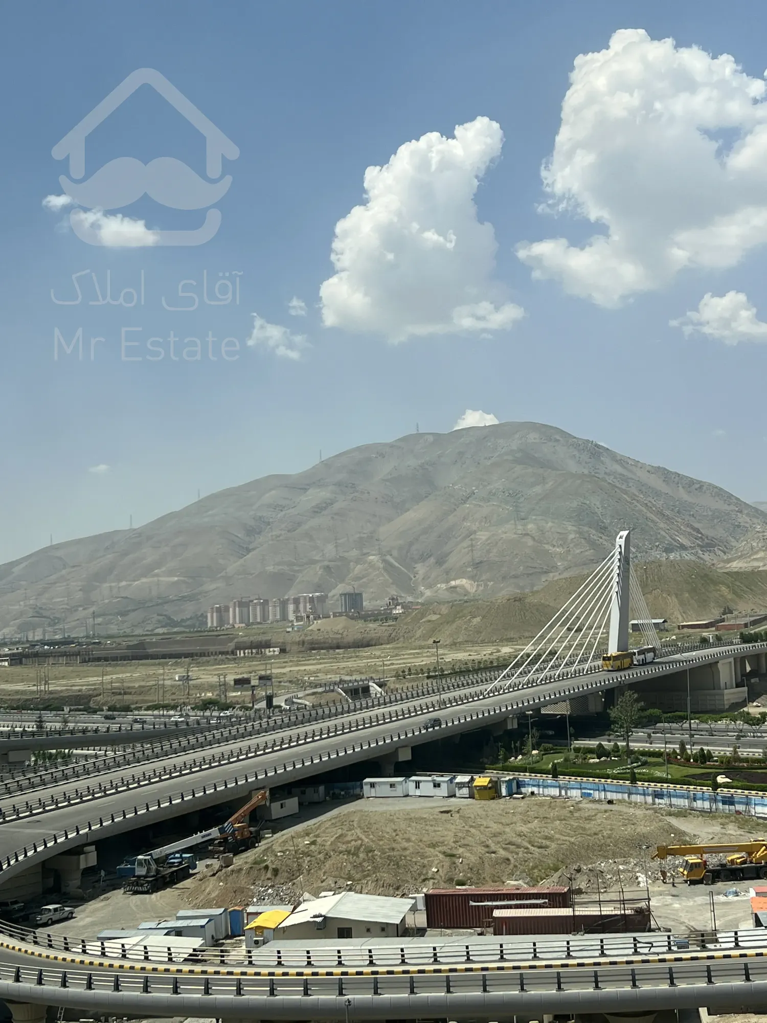 ۱۱۵ متر ۳ خواب دریاچه چیتگر