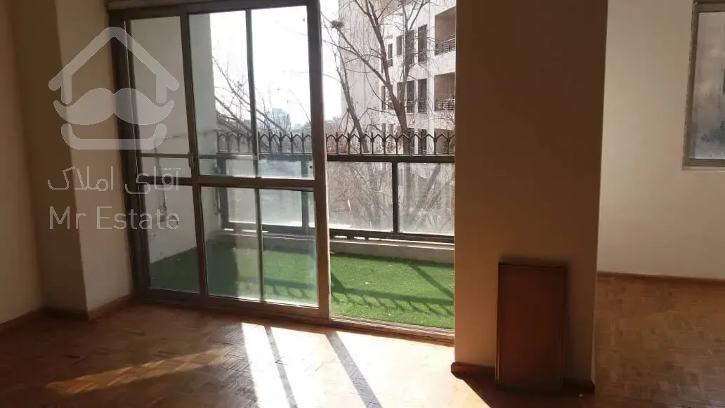 ۲۷۳ متر برج نیاوران/ مناسب سرمایه گذاری و سکوتت/ زیر قیمت منطقه